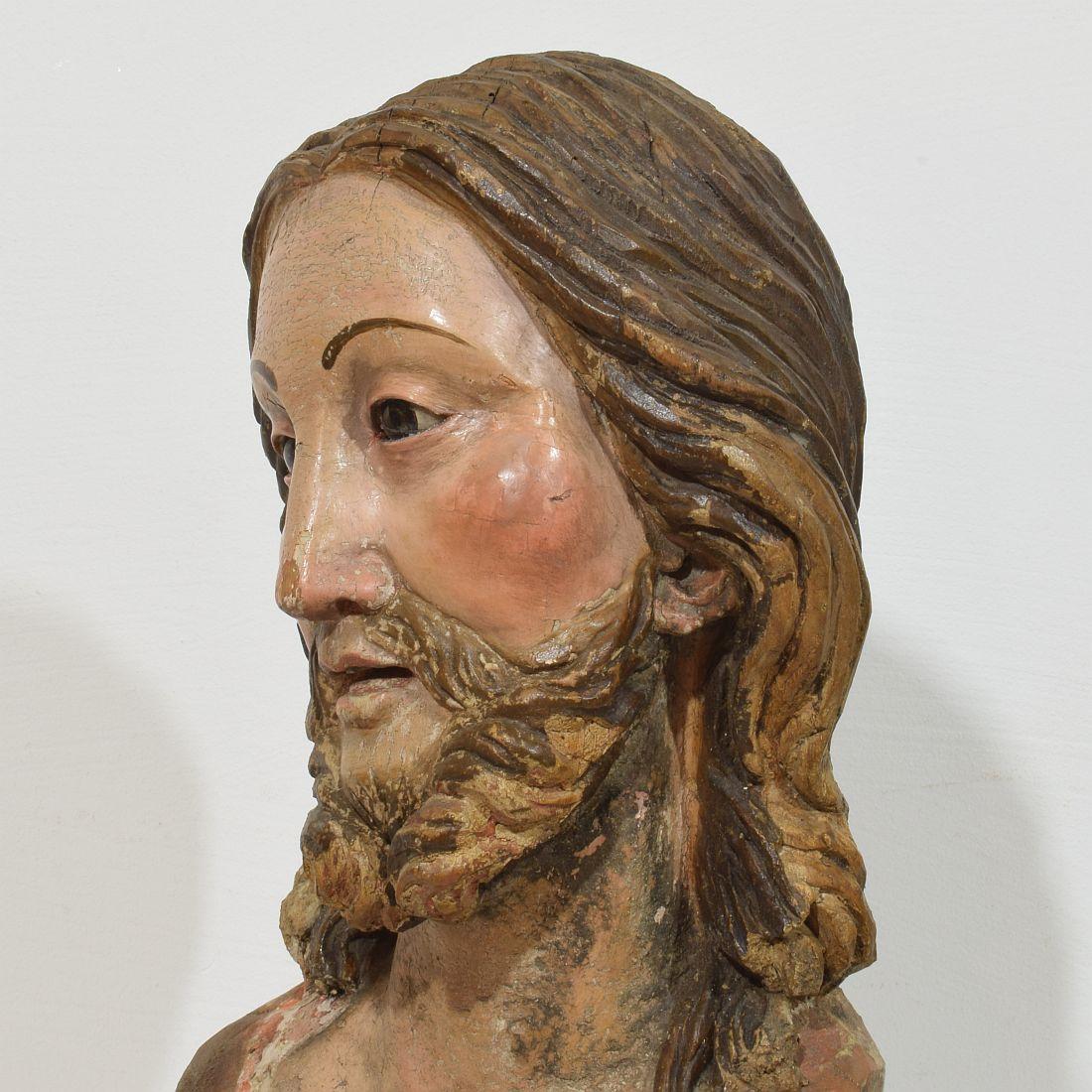 Großer italienischer / neapolitanischer handgeschnitzter Holzkopf des Christus aus dem 18. Jahrhundert im Angebot 3