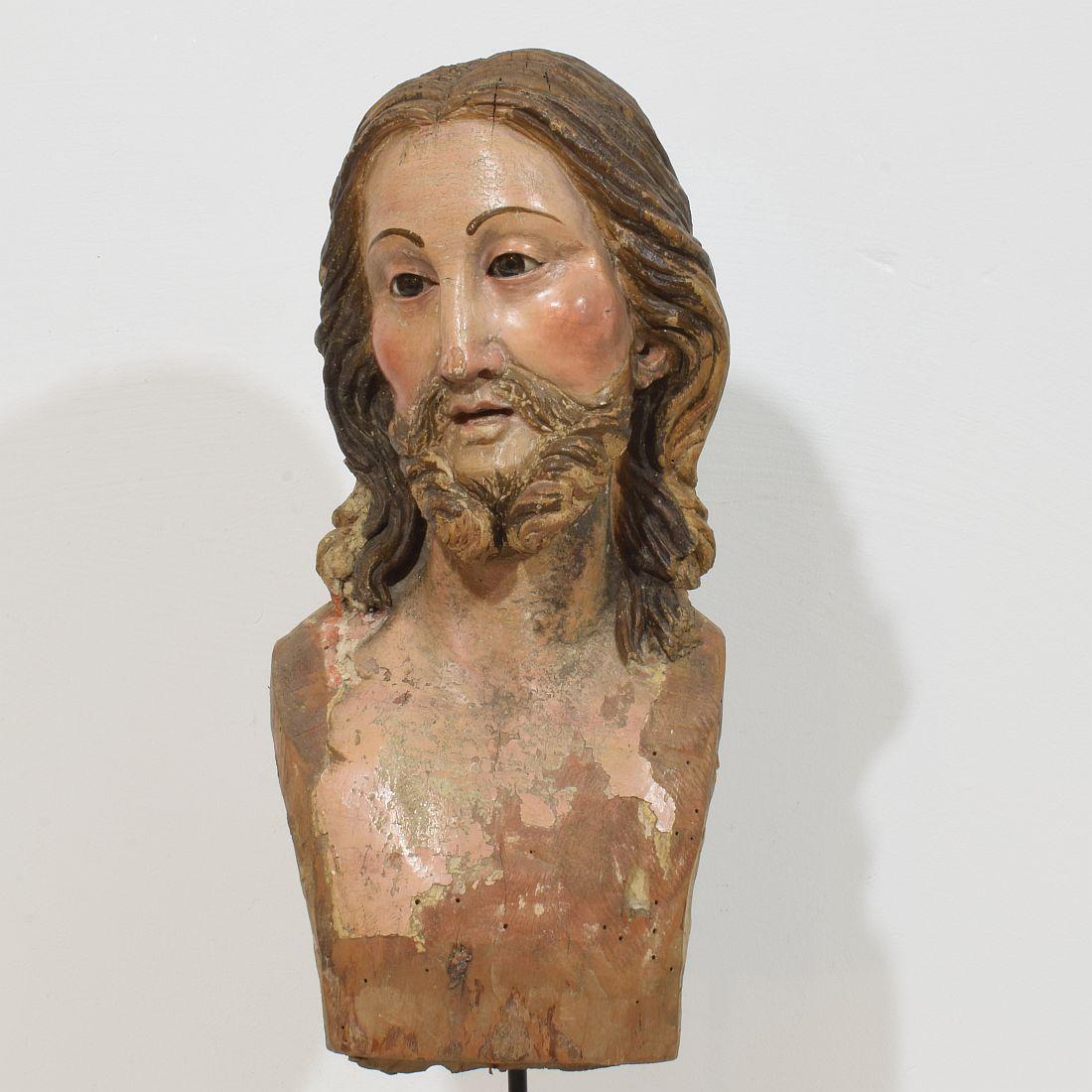 Grande tête de Christ italienne / napolitaine du 18ème siècle en bois sculpté à la main en vente 4