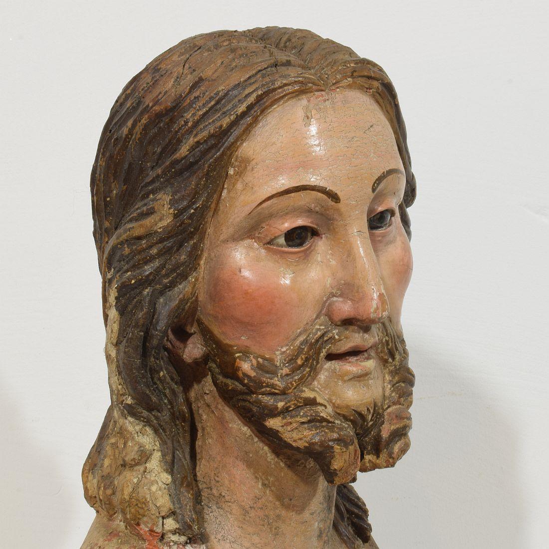 Großer italienischer / neapolitanischer handgeschnitzter Holzkopf des Christus aus dem 18. Jahrhundert im Angebot 5