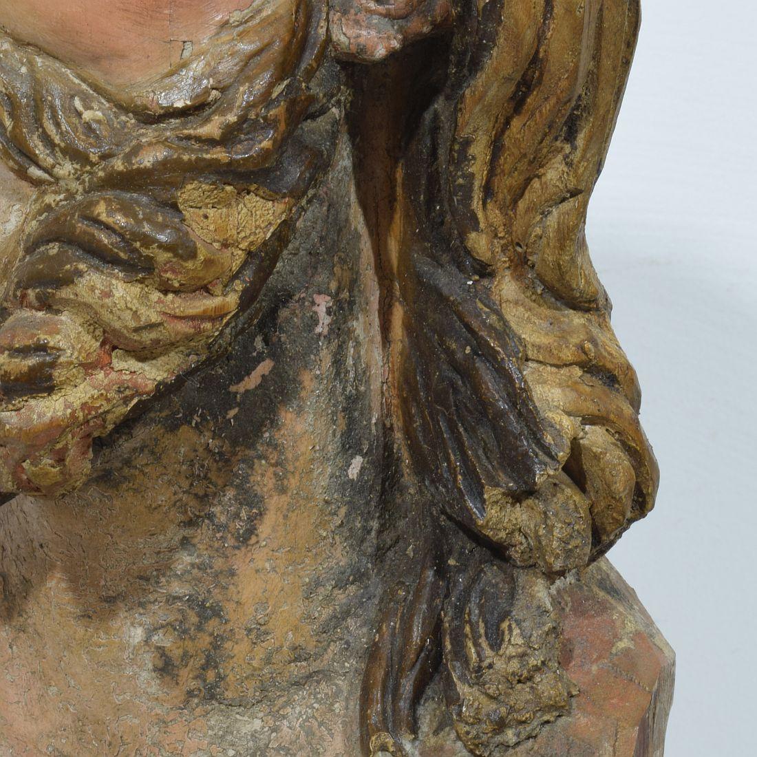 Grande tête de Christ italienne / napolitaine du 18ème siècle en bois sculpté à la main en vente 11