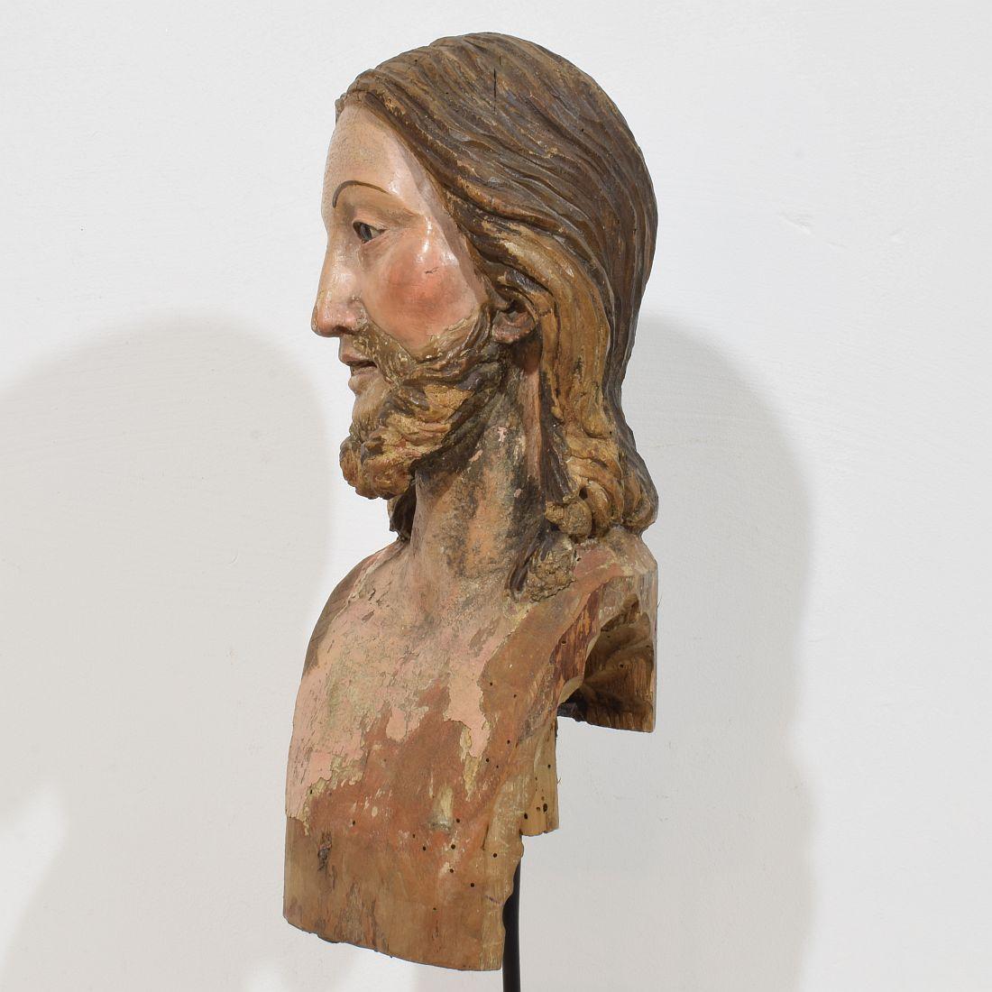 Grande tête de Christ italienne / napolitaine du 18ème siècle en bois sculpté à la main en vente 2