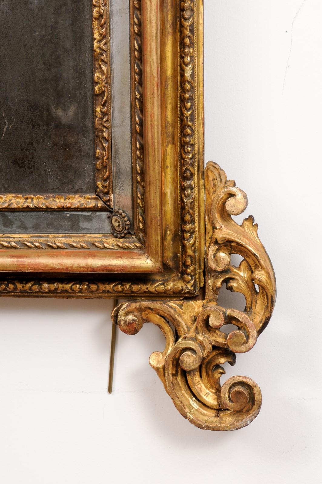 Large 18th Century Italian Rococo Giltwood Mirror with Pagoda Top For Sale 4
