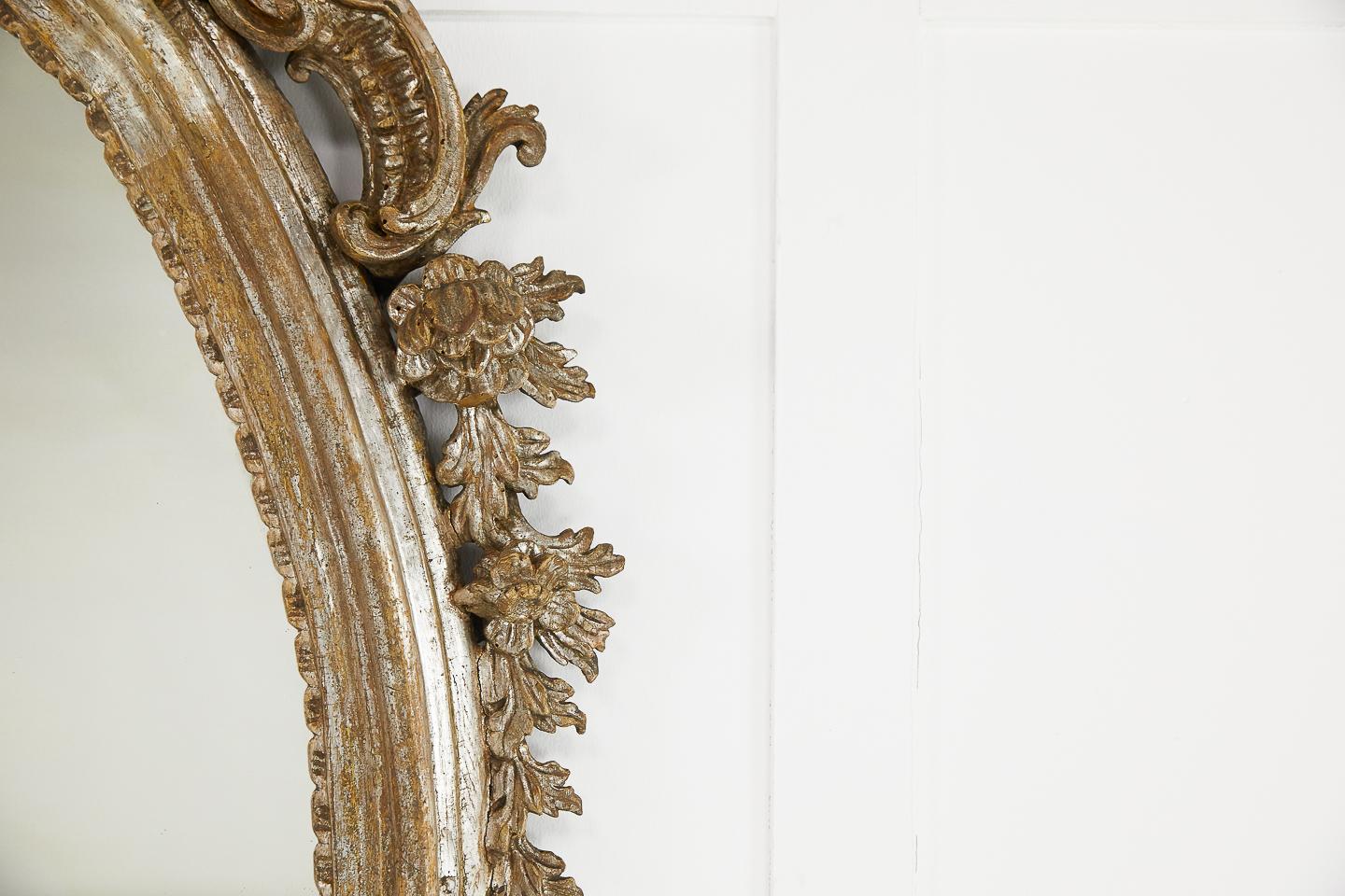 Large 18th Century Italian Silver Gilt Mirror In Good Condition In Gloucestershire, GB