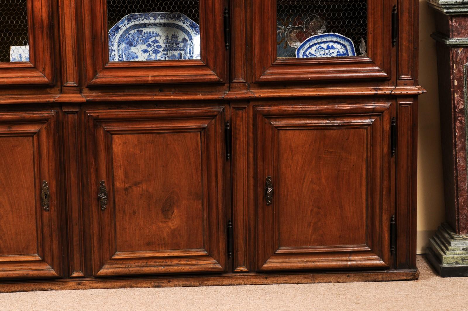 Large 18th Century Italian Walnut Bookcase with Mesh Doors For Sale 4