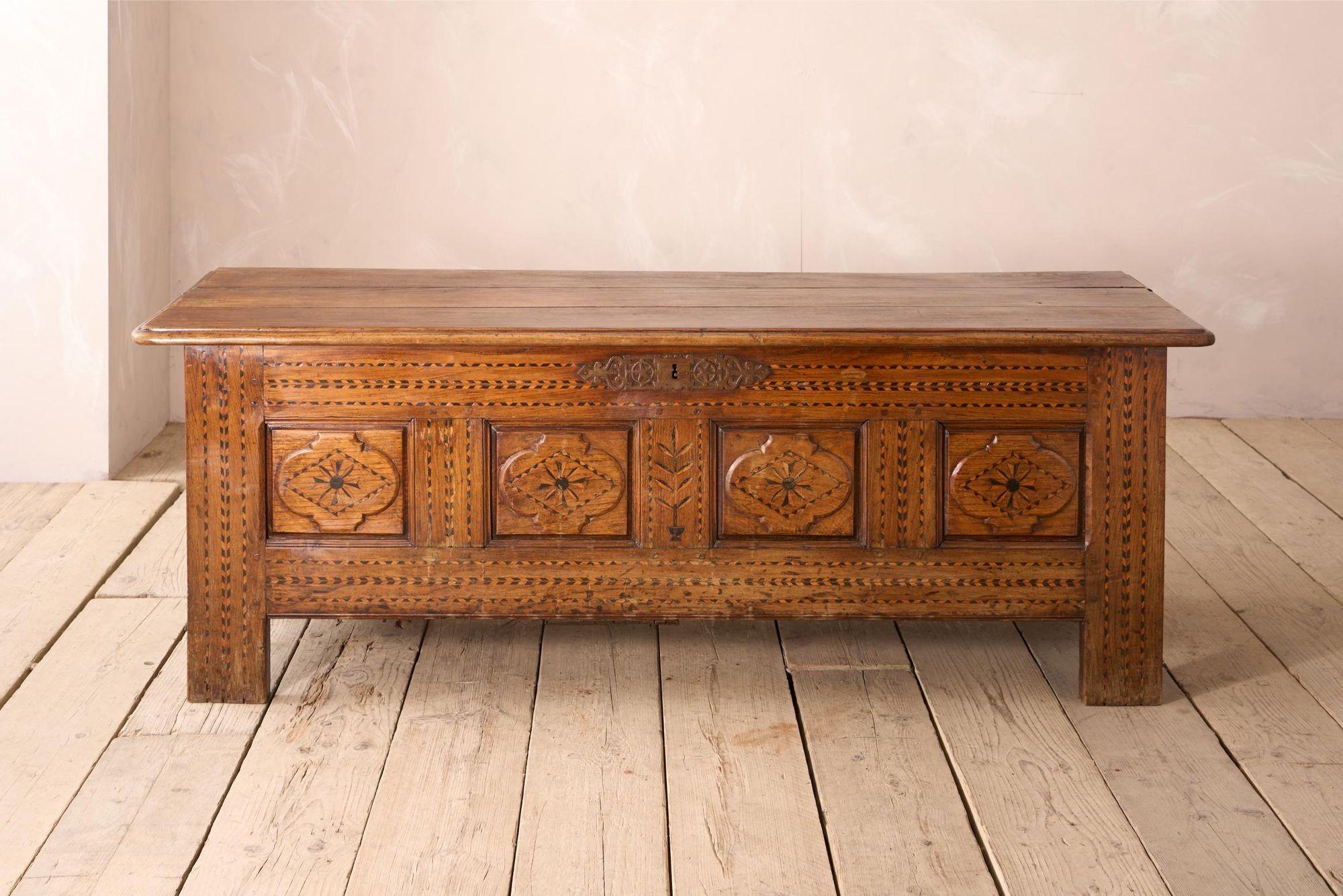 18th Century and Earlier Large 18th century Marquetry coffer For Sale