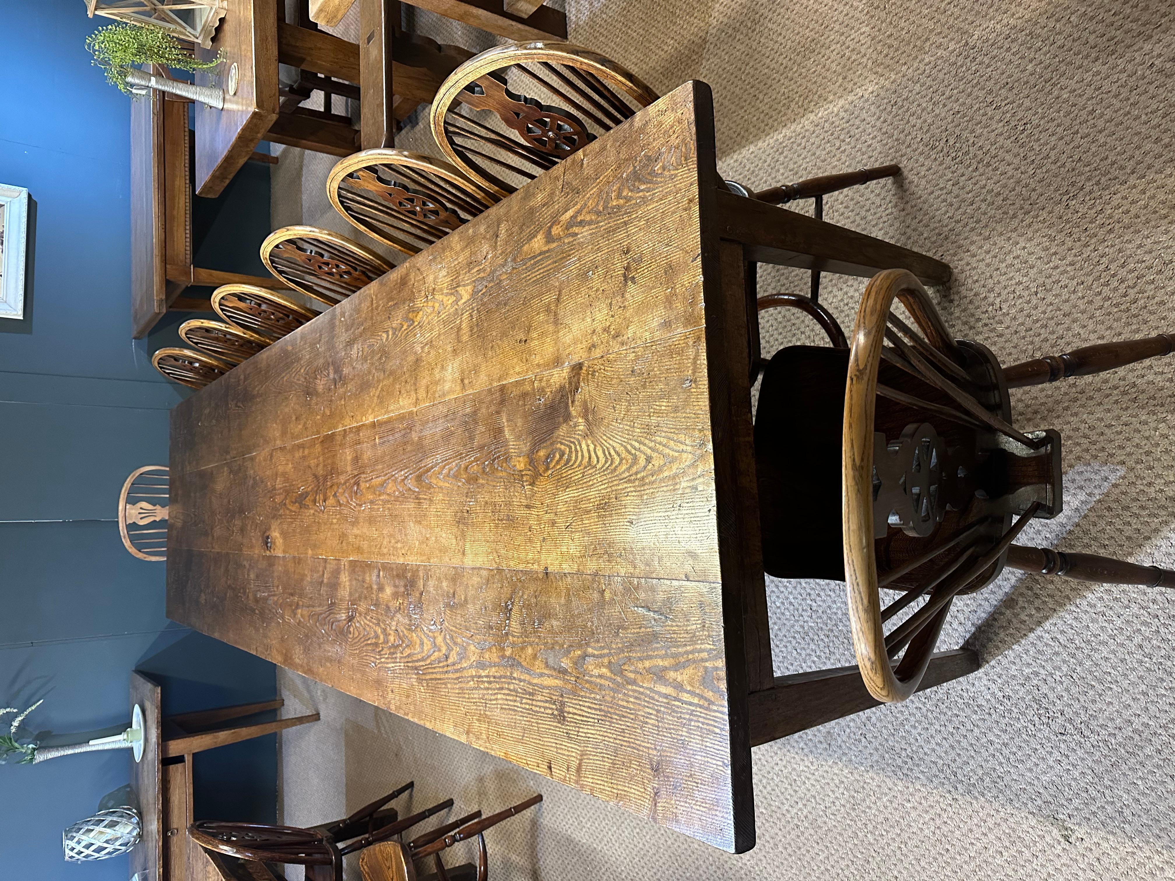 Country Grande table de ferme en Oak Oak/Ash du 18e siècle en vente