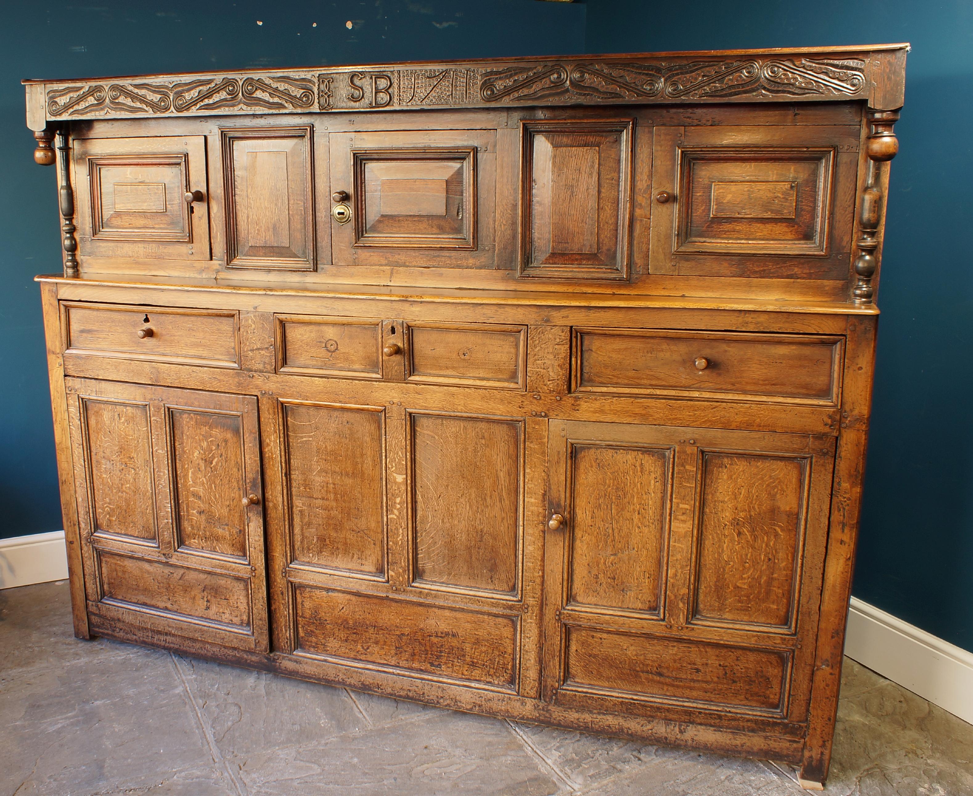 Large 18th Century Oak Cupboard. For Sale 2