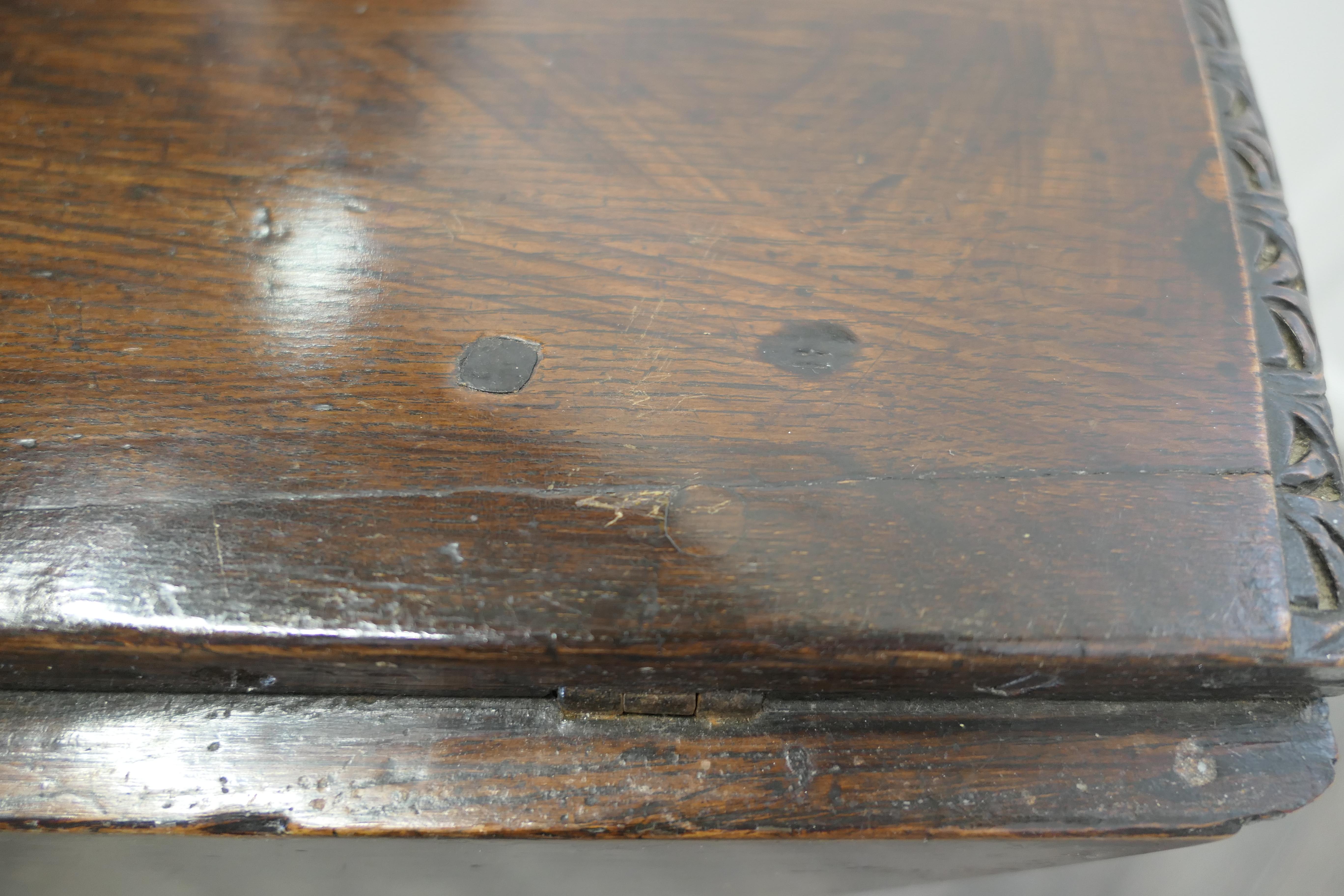 Large 18th Century Oak Gate Leg Dining Table    For Sale 1