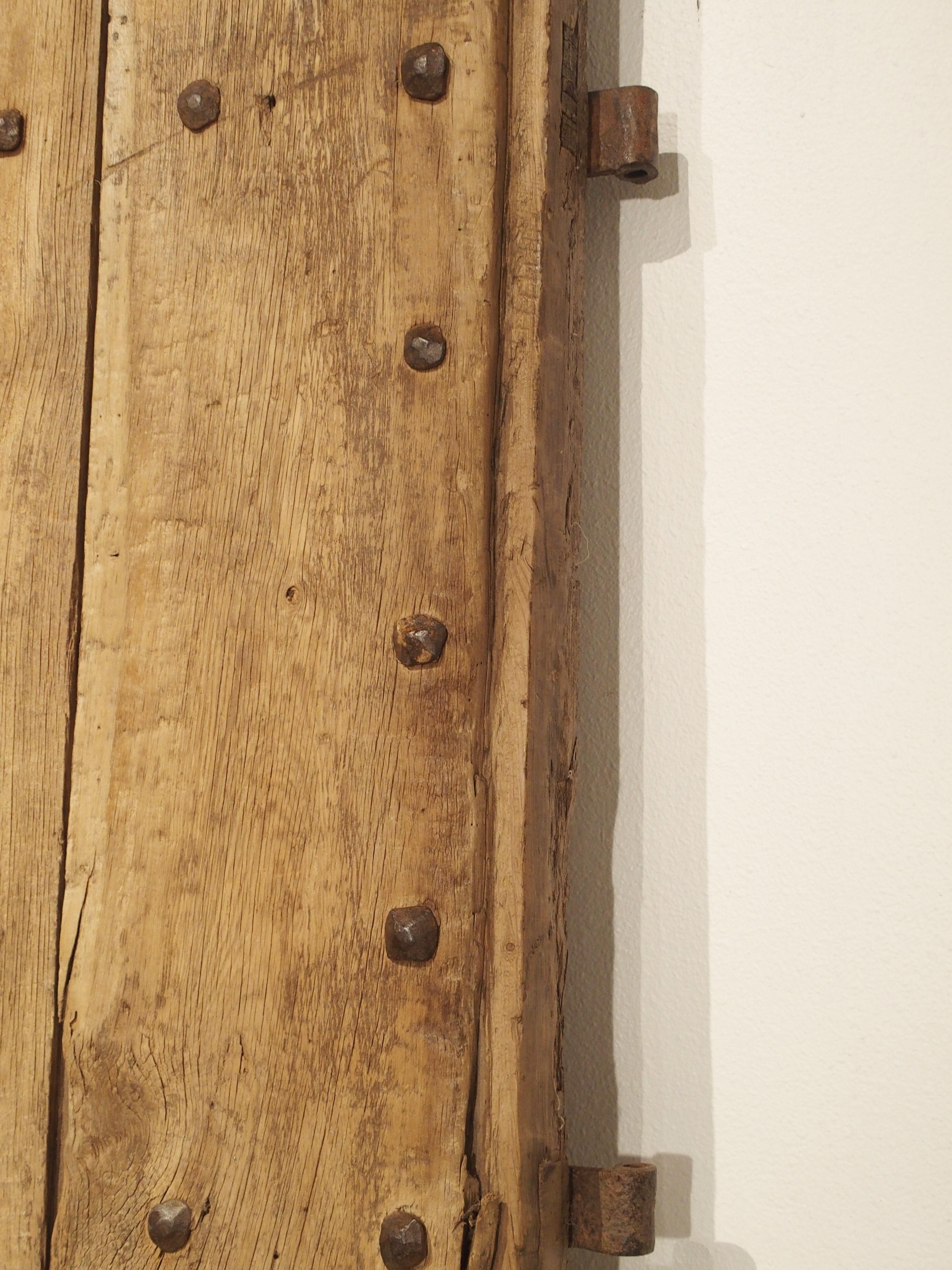 Large 18th Century Oak Plank Spanish Door with Wrought Iron Nailheads 8