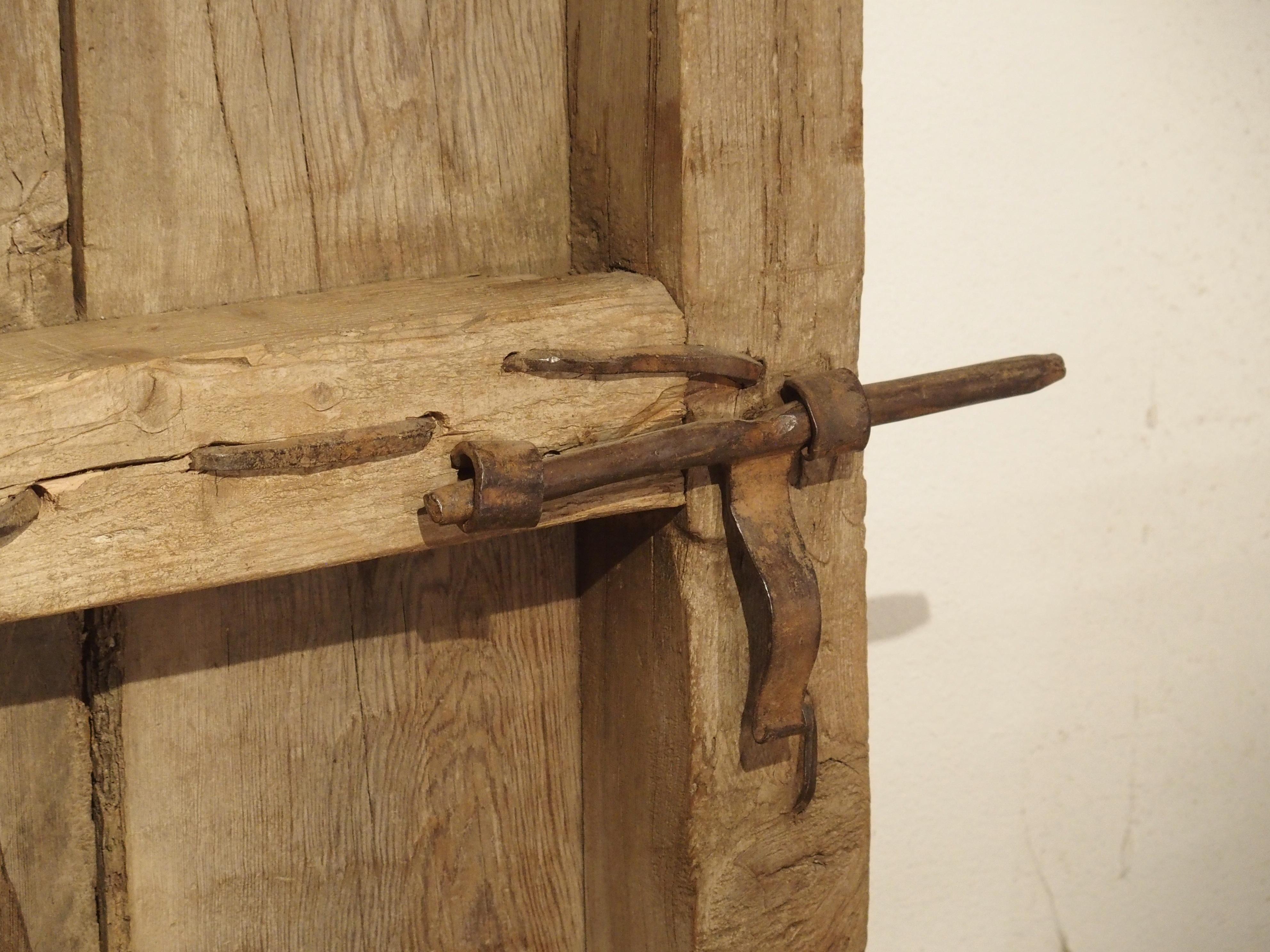 Large 18th Century Oak Plank Spanish Door with Wrought Iron Nailheads 13