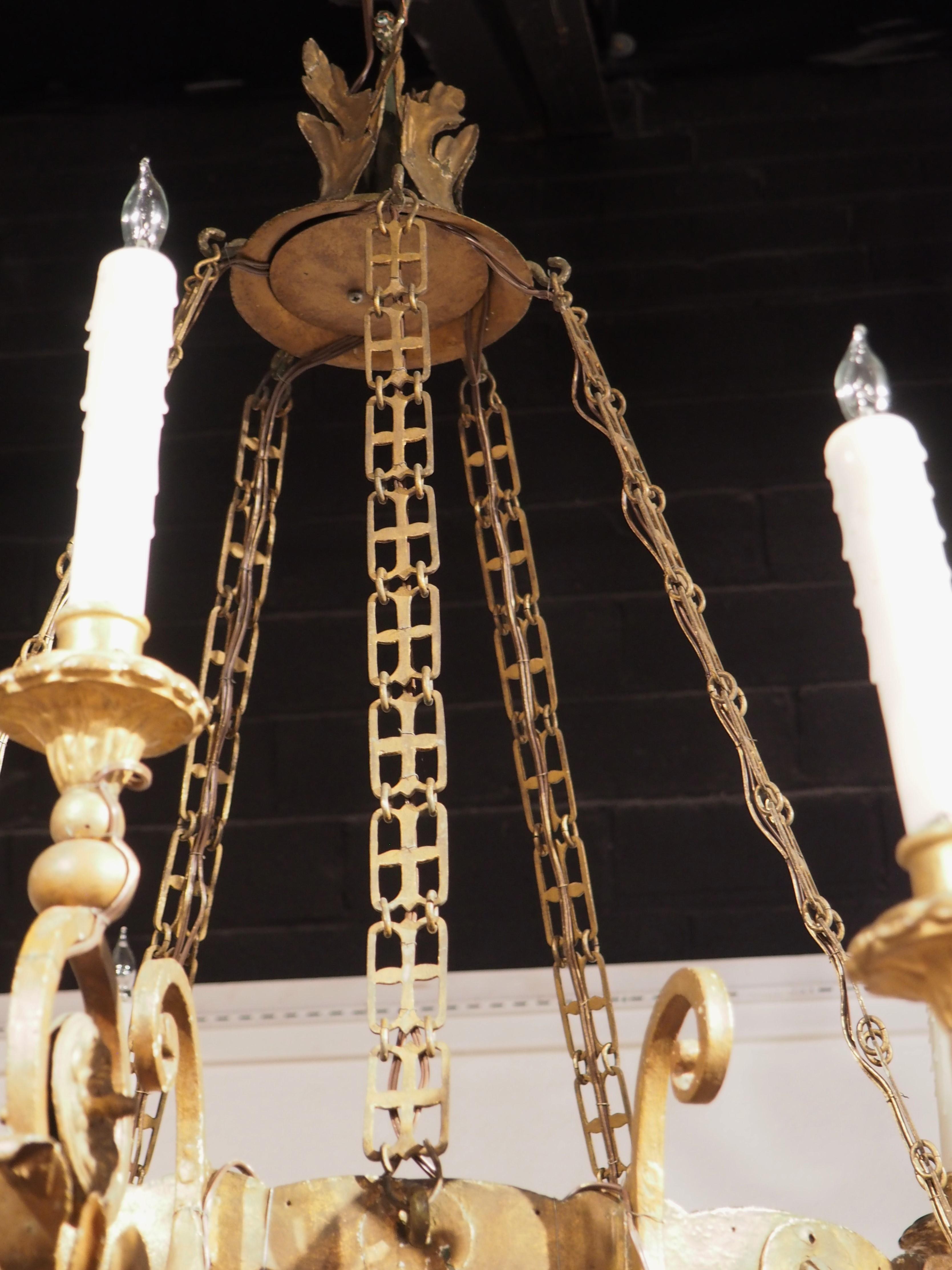 18th Century and Earlier Large 18th Century Painted Tole, Iron and Wood Ten-Light Chandelier from Italy