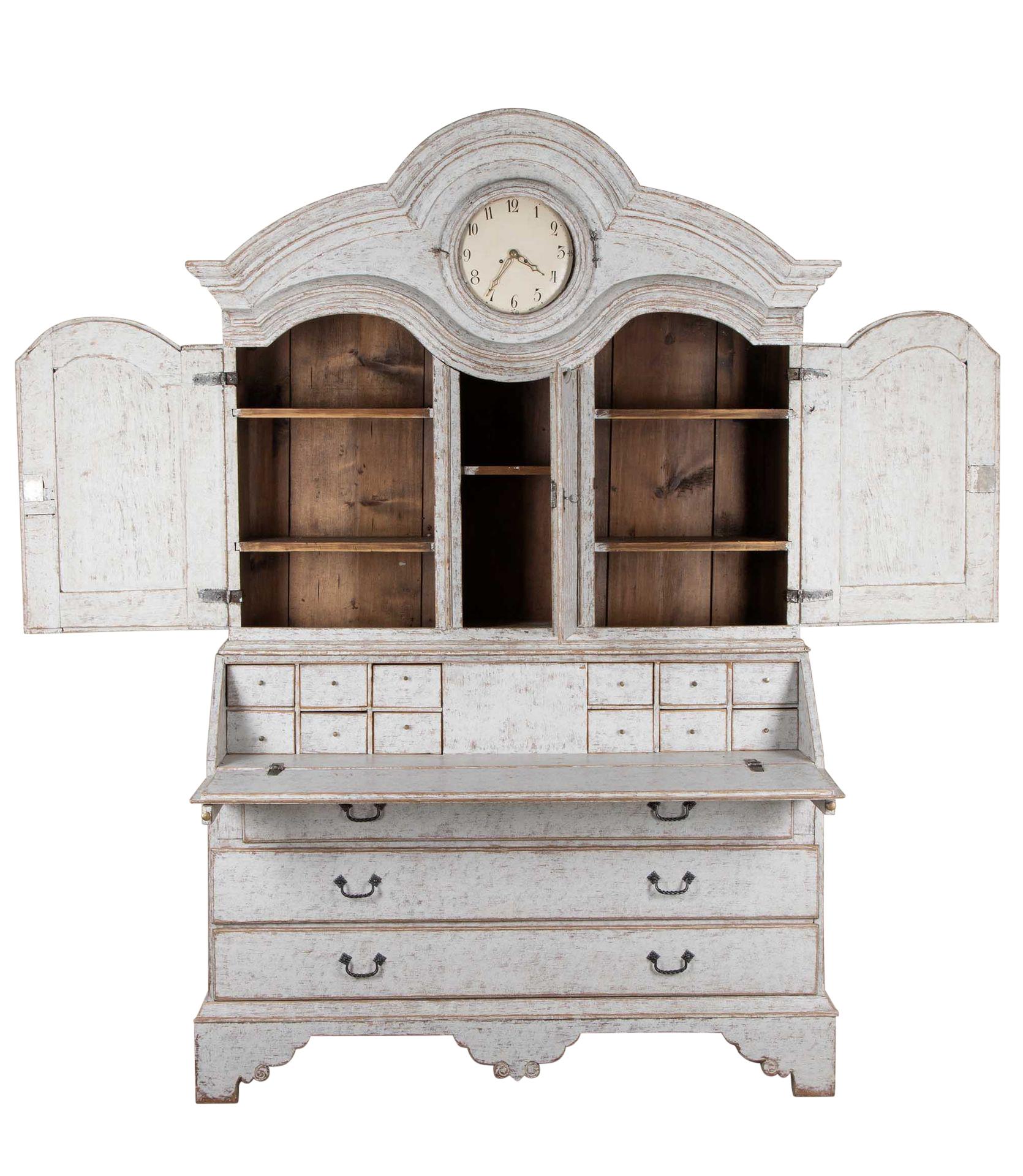 Large 18th Century Period Rococo Clock Cabinet 4
