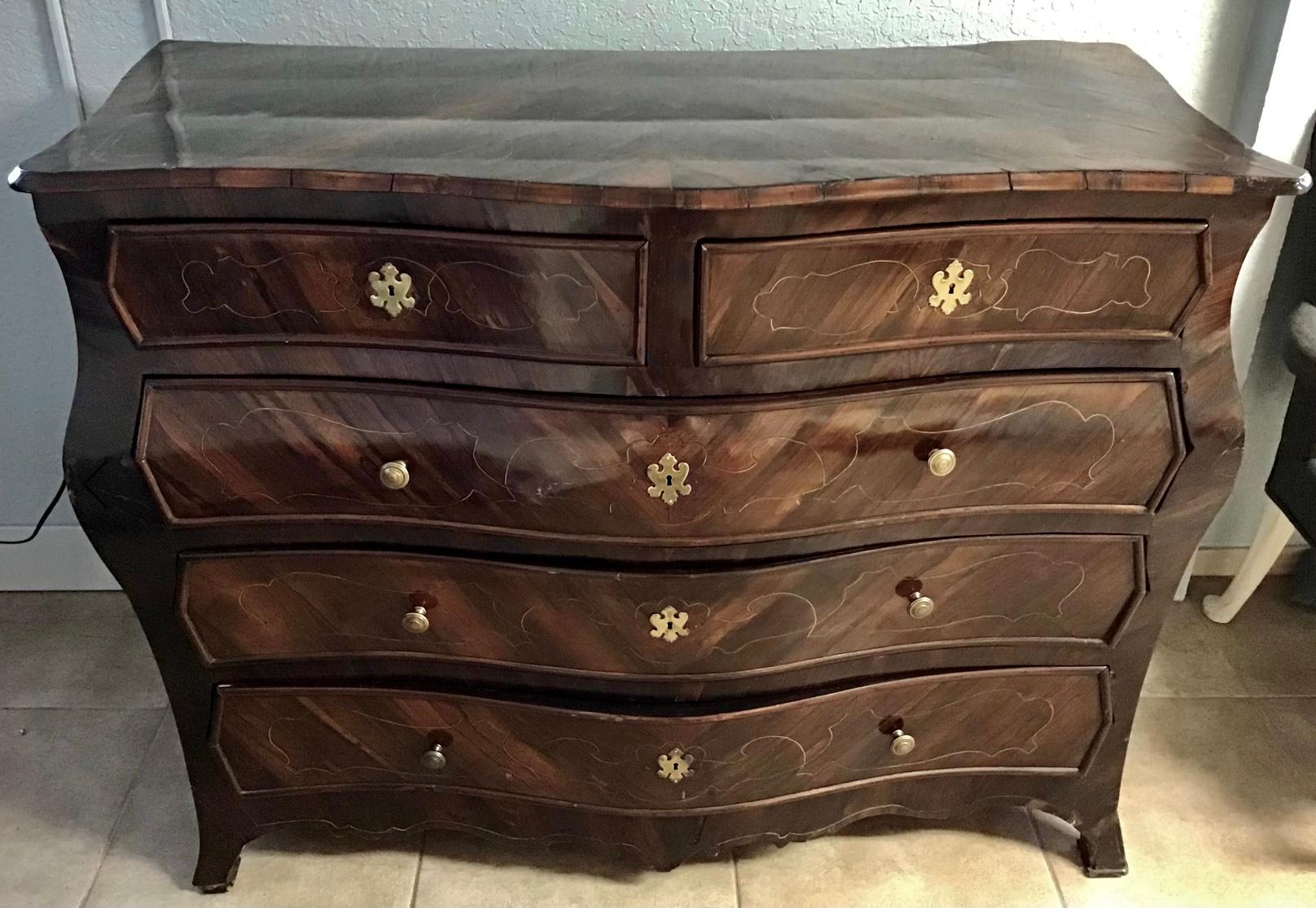 Large 18th Century Rosewood Rococo Commode For Sale 2