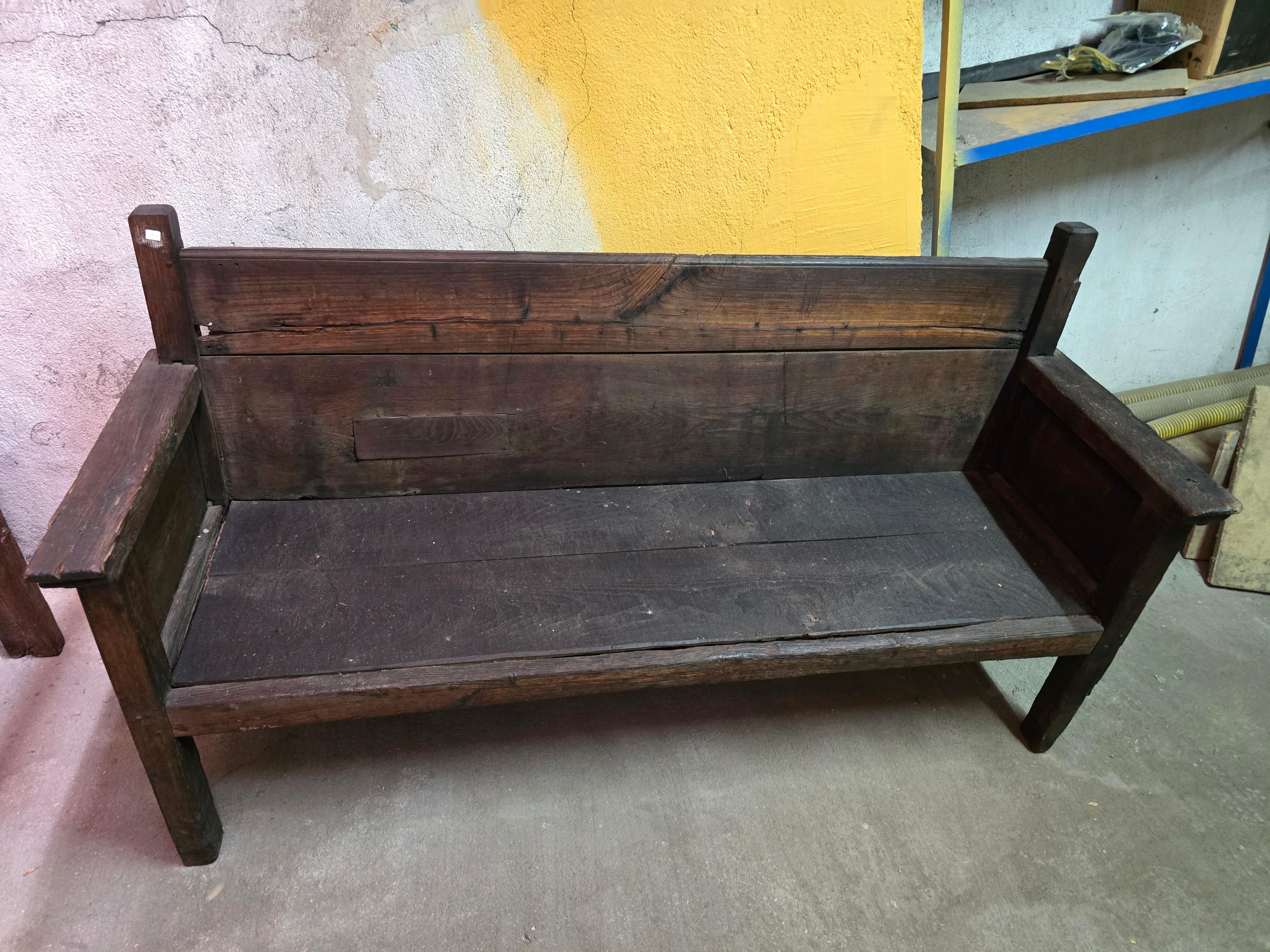 Grand banc en bois massif du XVIIIe siècle en vente 6