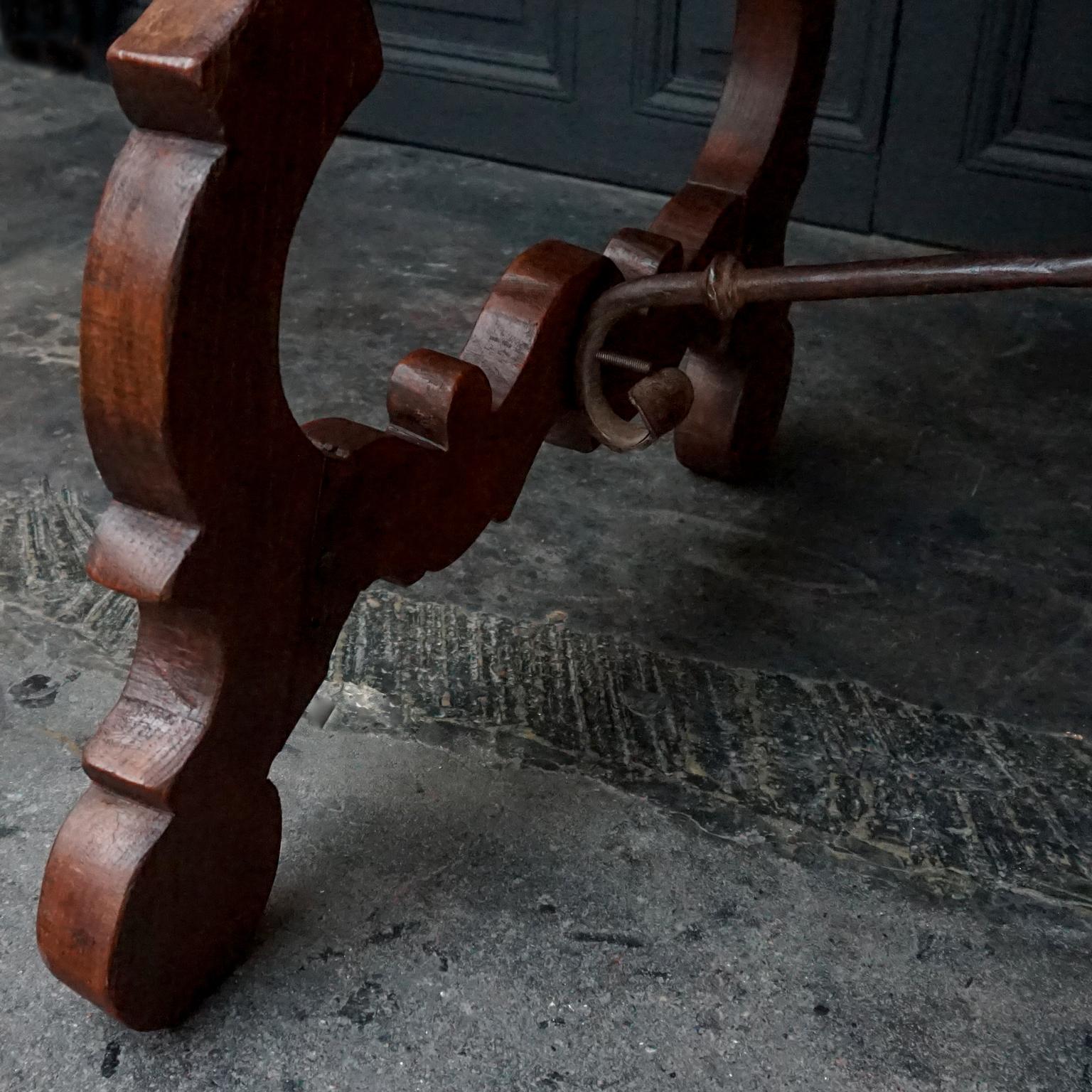 Large 18th Century Spanish Walnut Refectory Kitchen or Dinner Table on Lyre Legs 3