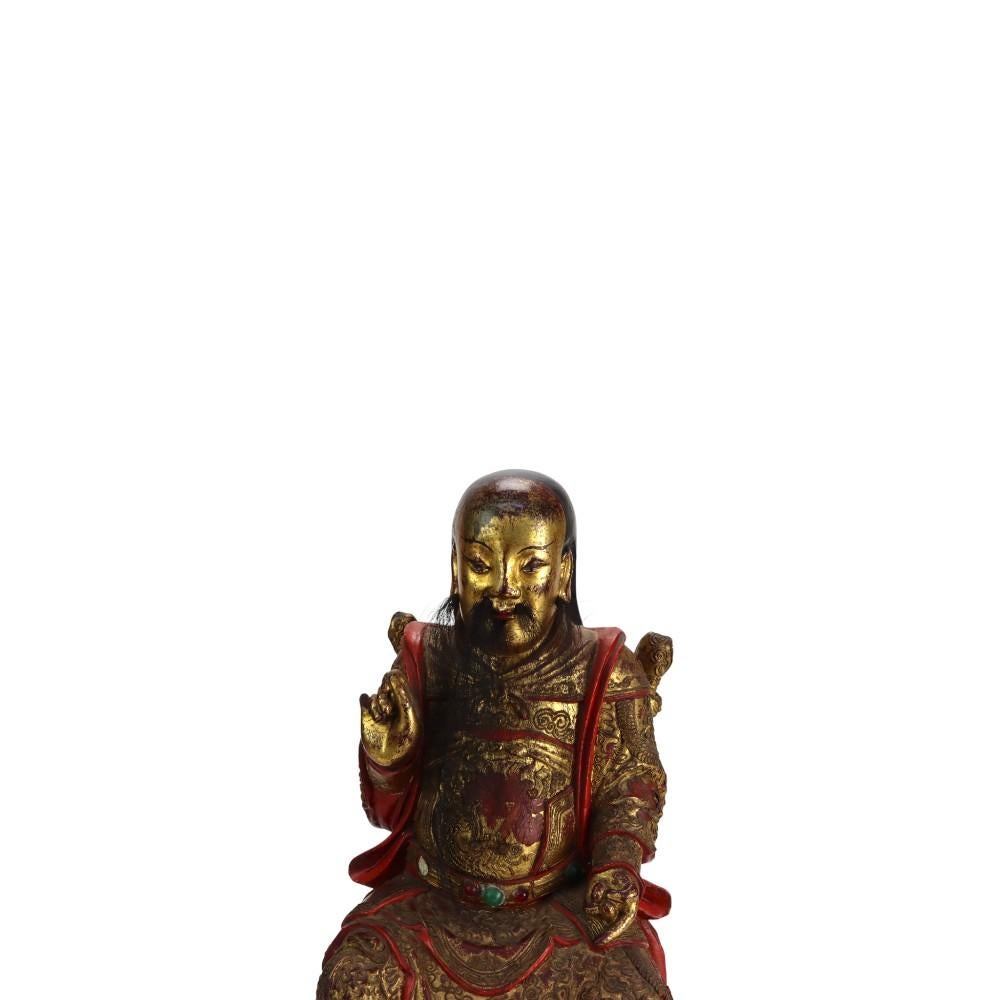Large 18thC Carved Vermillion & Gilt Deity Statue Bon état - En vente à Big Flats, NY