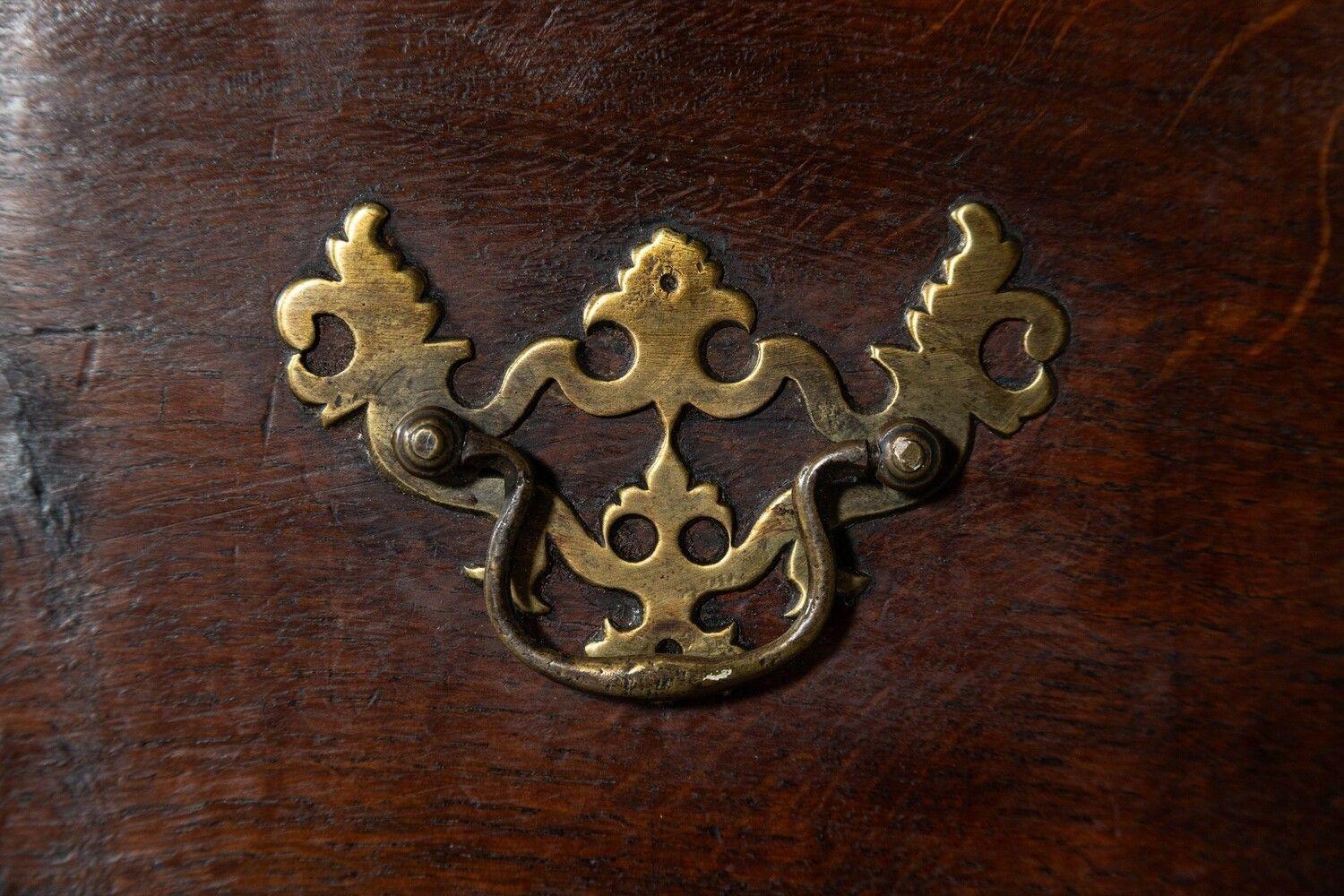 Large 18thC English Oak Dresser For Sale 4