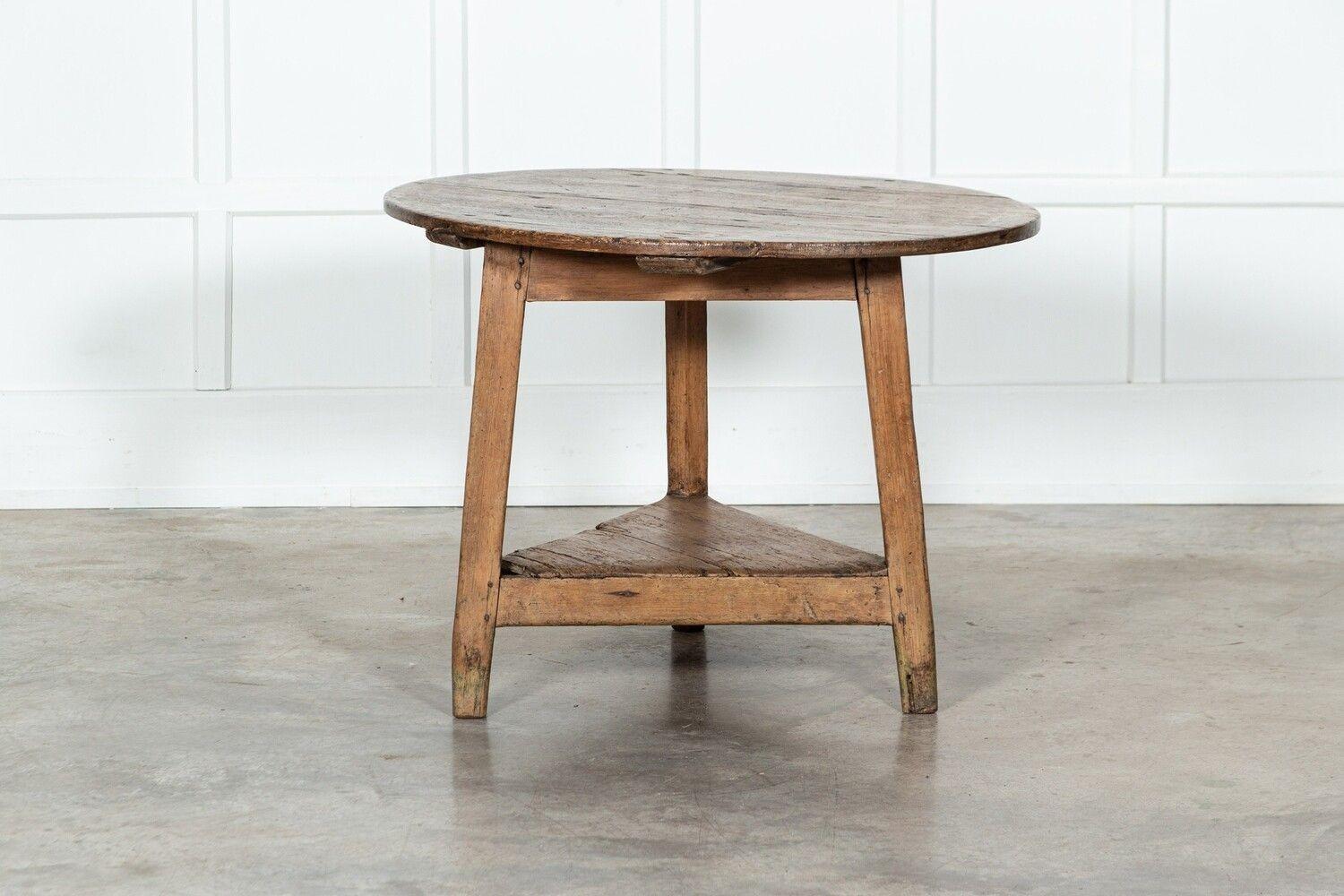 Large 18thC English West Country Sycamore Cricket Table For Sale 3