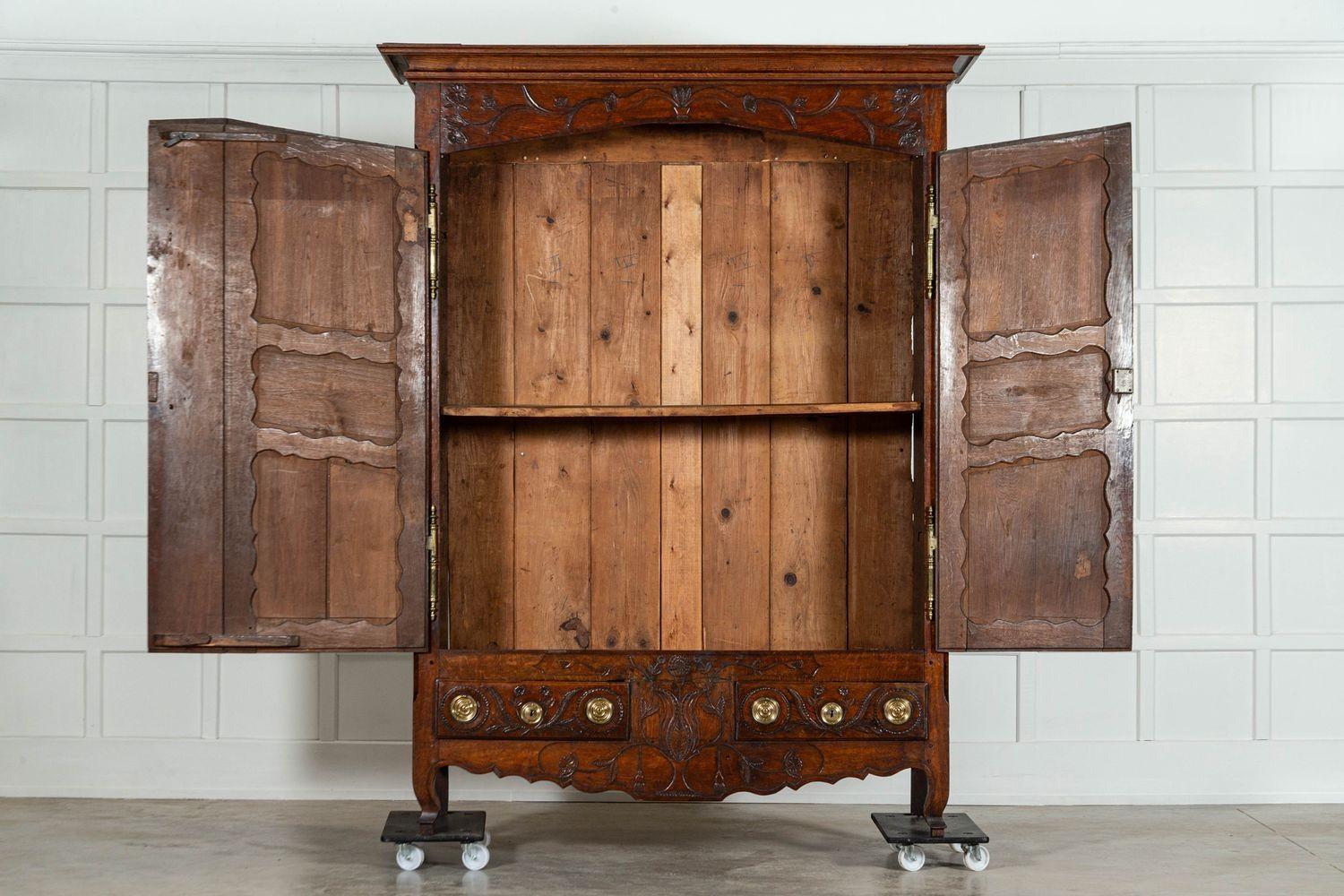 circa 1790
Large 18thC French Oak Armoire
An exceptional example
sku 1905
W173 x D60 x H226 cm
Internal shelf depth 43 cm
Weight 138 kg