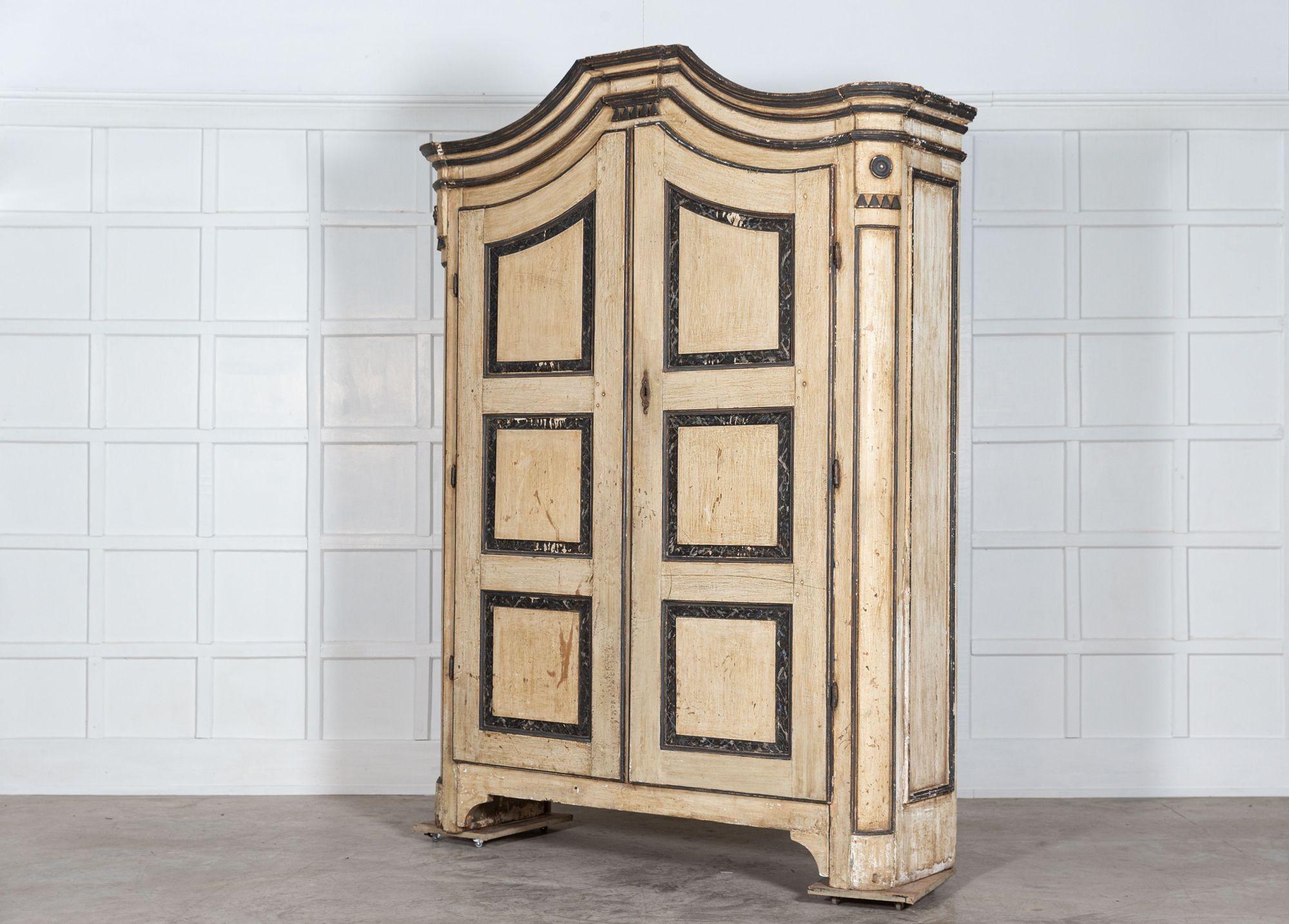Large 18thc Painted Austrian Armoire In Good Condition For Sale In Staffordshire, GB