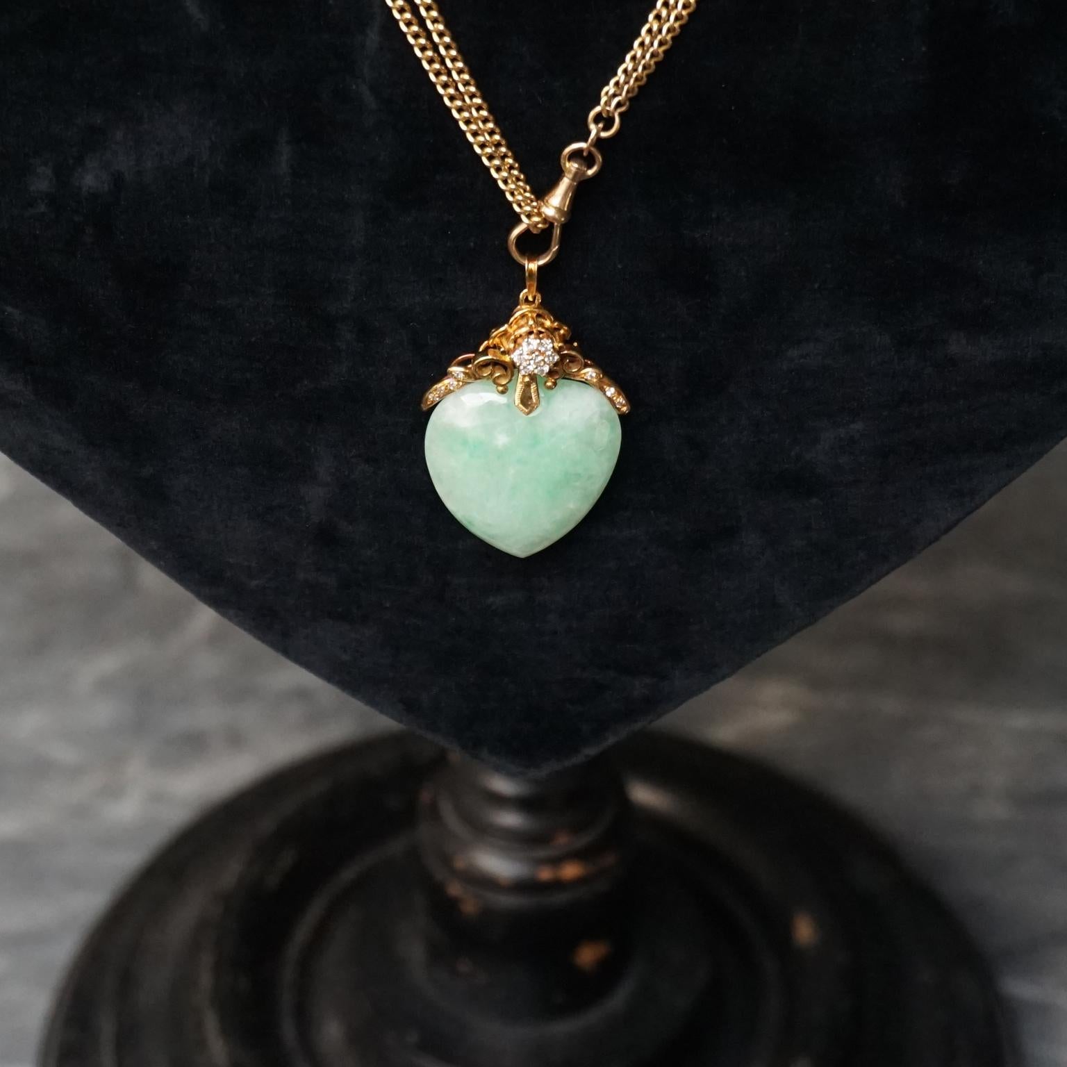 Hand-Carved Large, 1900s Victorian Gold and Jade Heart Pendant with Brilliant Cut Diamonds
