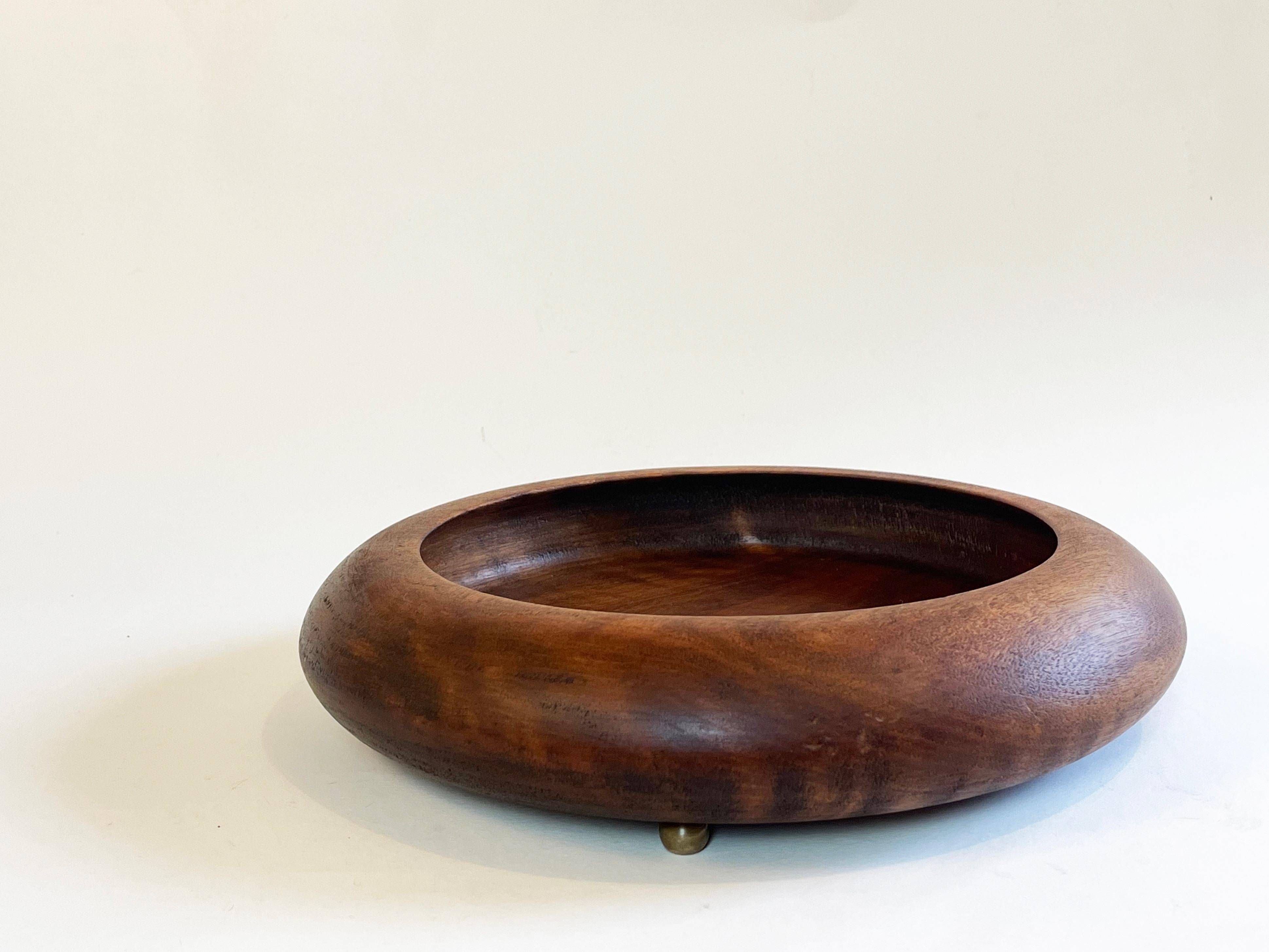 Large 1920s Art Deco Bowl Turned Walnut Wood & Brass Centerpiece, Germany In Good Condition In Andernach, DE