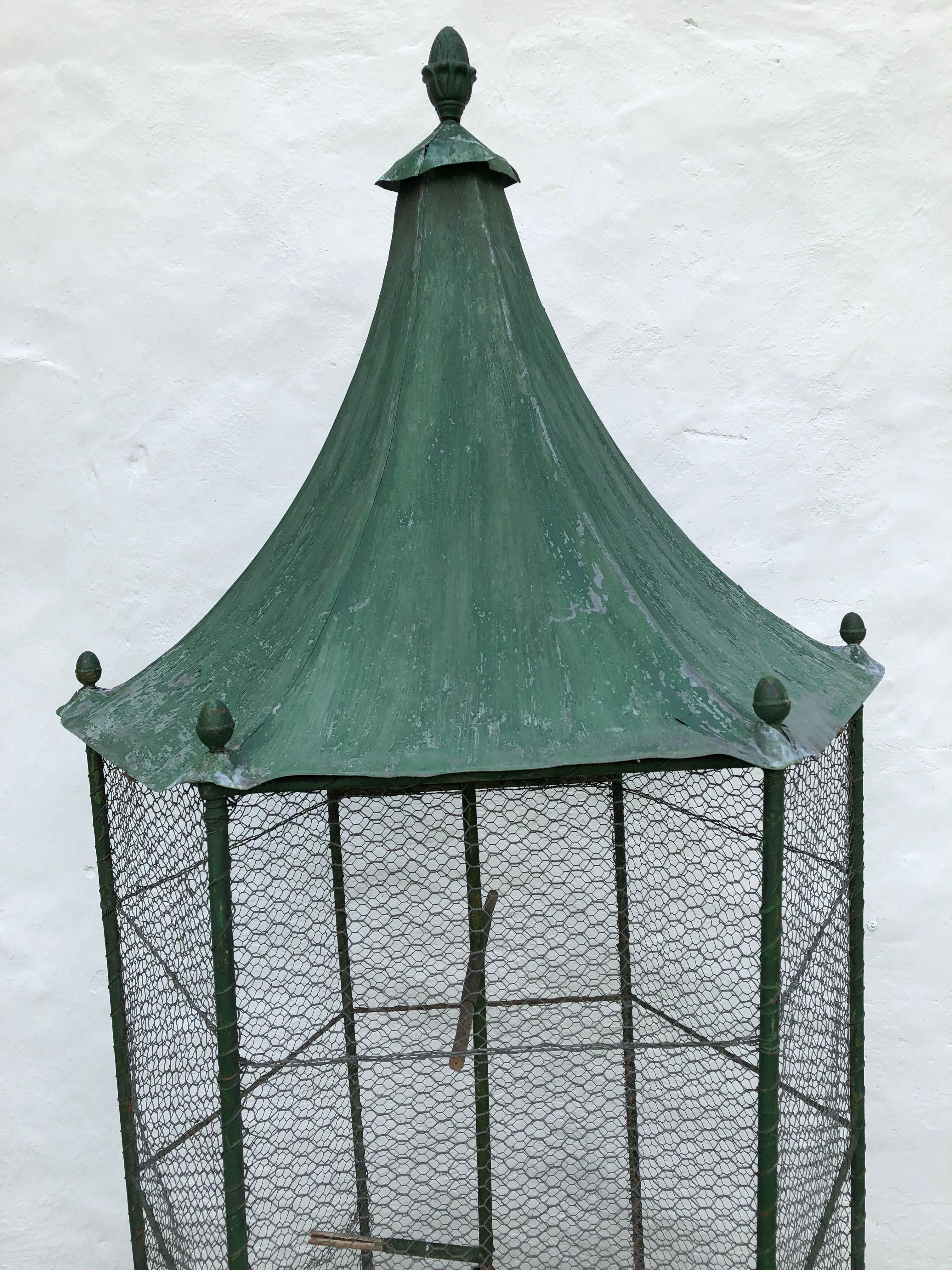 Large 1920s Painted Metal Garden Birdcage In Good Condition In Doylestown, PA
