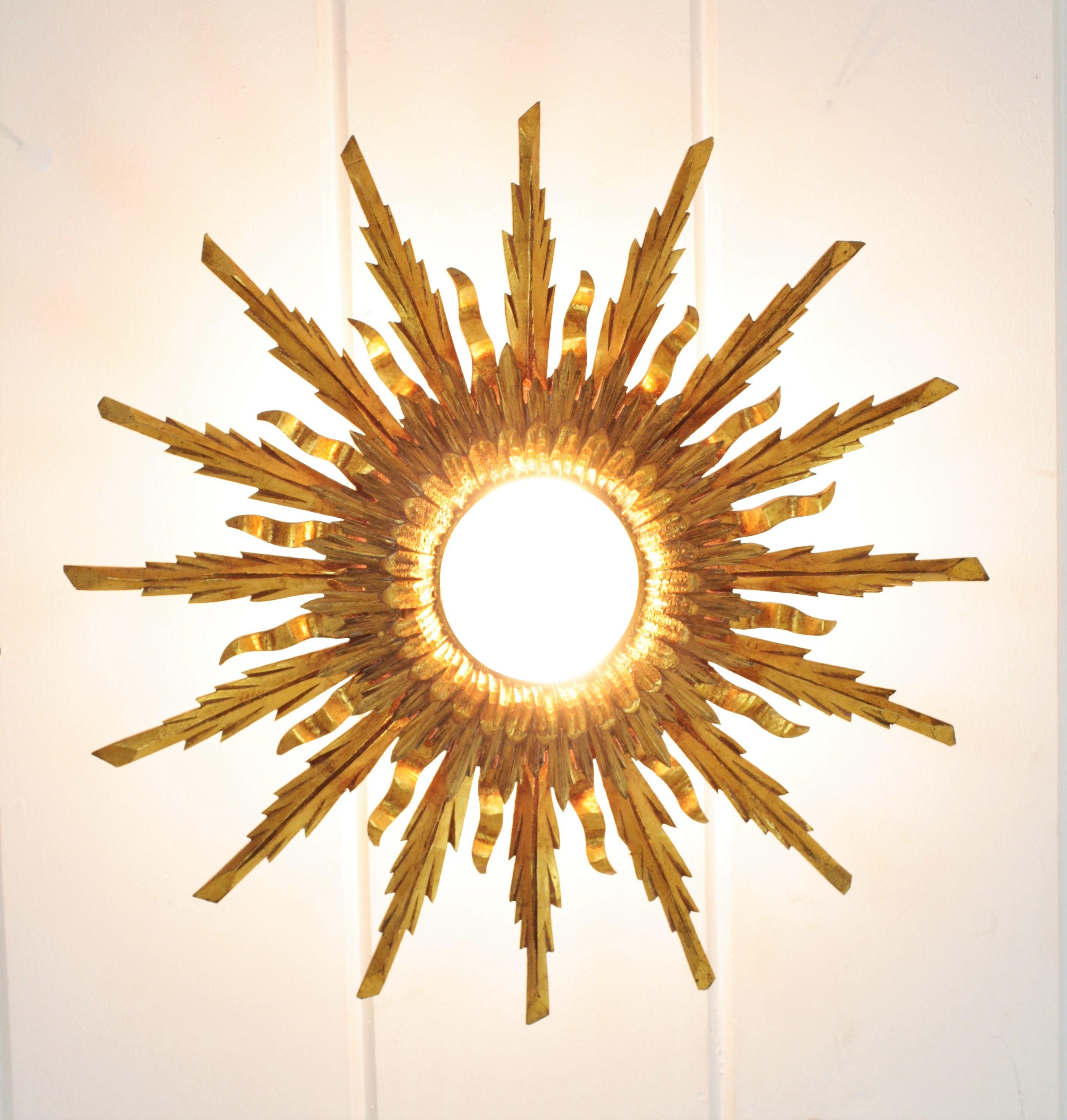 Large 1930s Baroque Gold Leaf Giltwood Sunburst Ceiling Light Fixture / Mirror 2