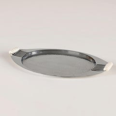 Großes englisches Art-Deco-Tablett aus Chrom und Bakelit aus den 1930er Jahren