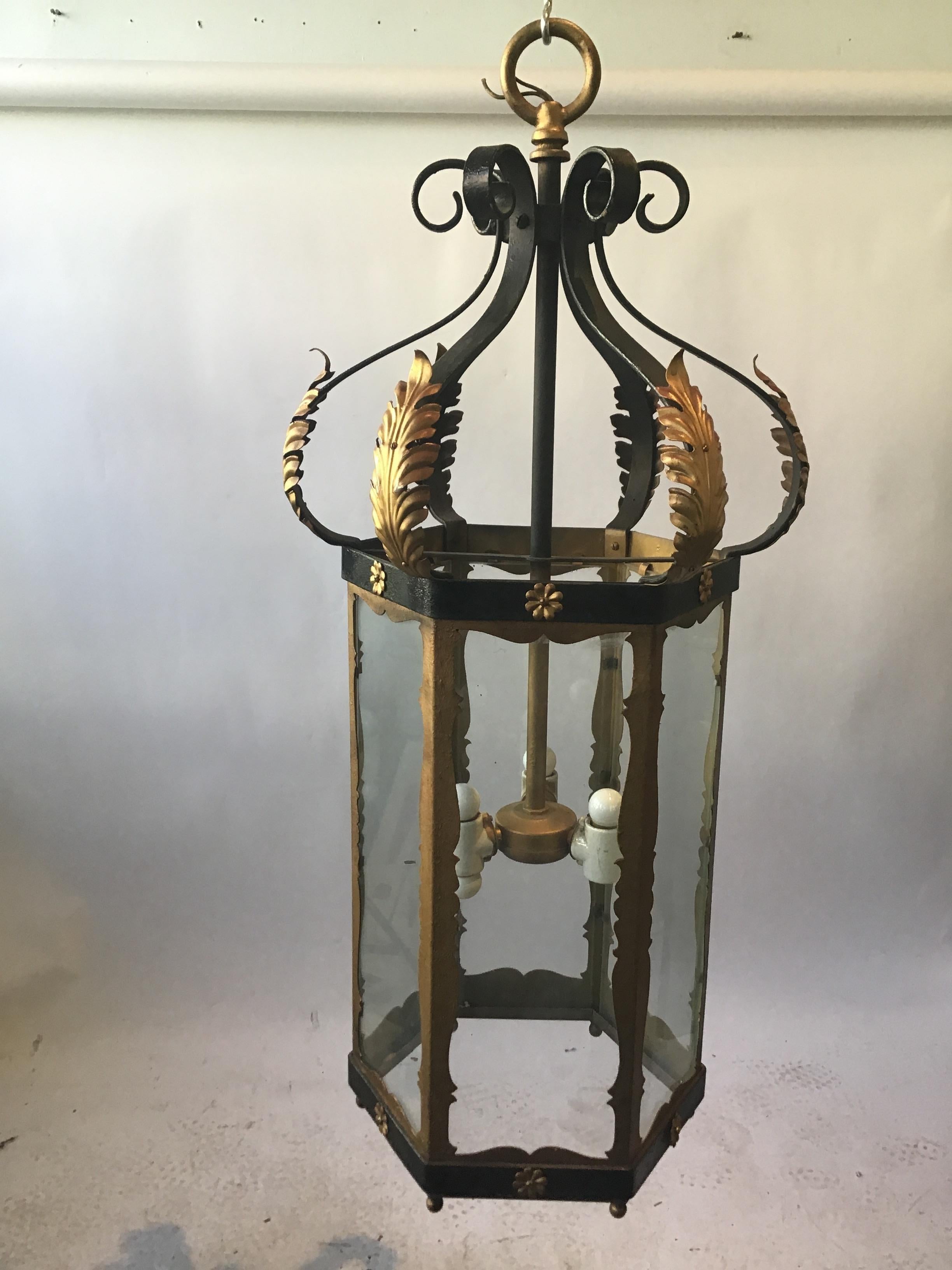 Large 1930s Iron Lantern In Good Condition For Sale In Tarrytown, NY