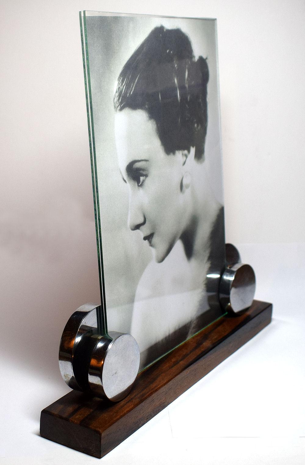Large 1930s Modernist French Picture Frame In Good Condition In Devon, England