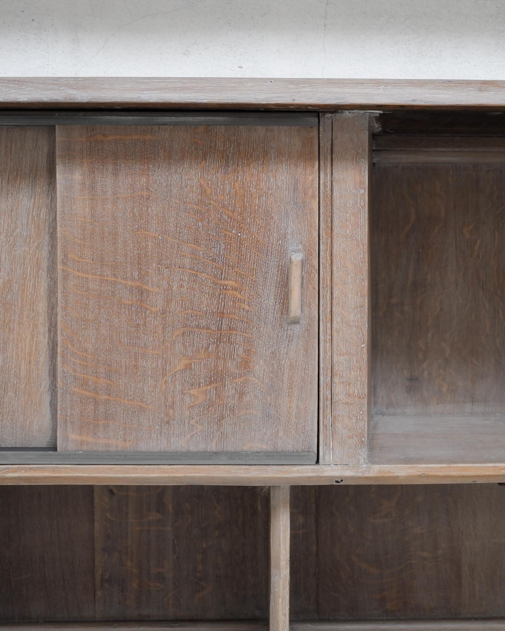 Large 1940s English Modernist/Deco Limed Oak Shelving Unit/Bookcase In Good Condition In London, GB