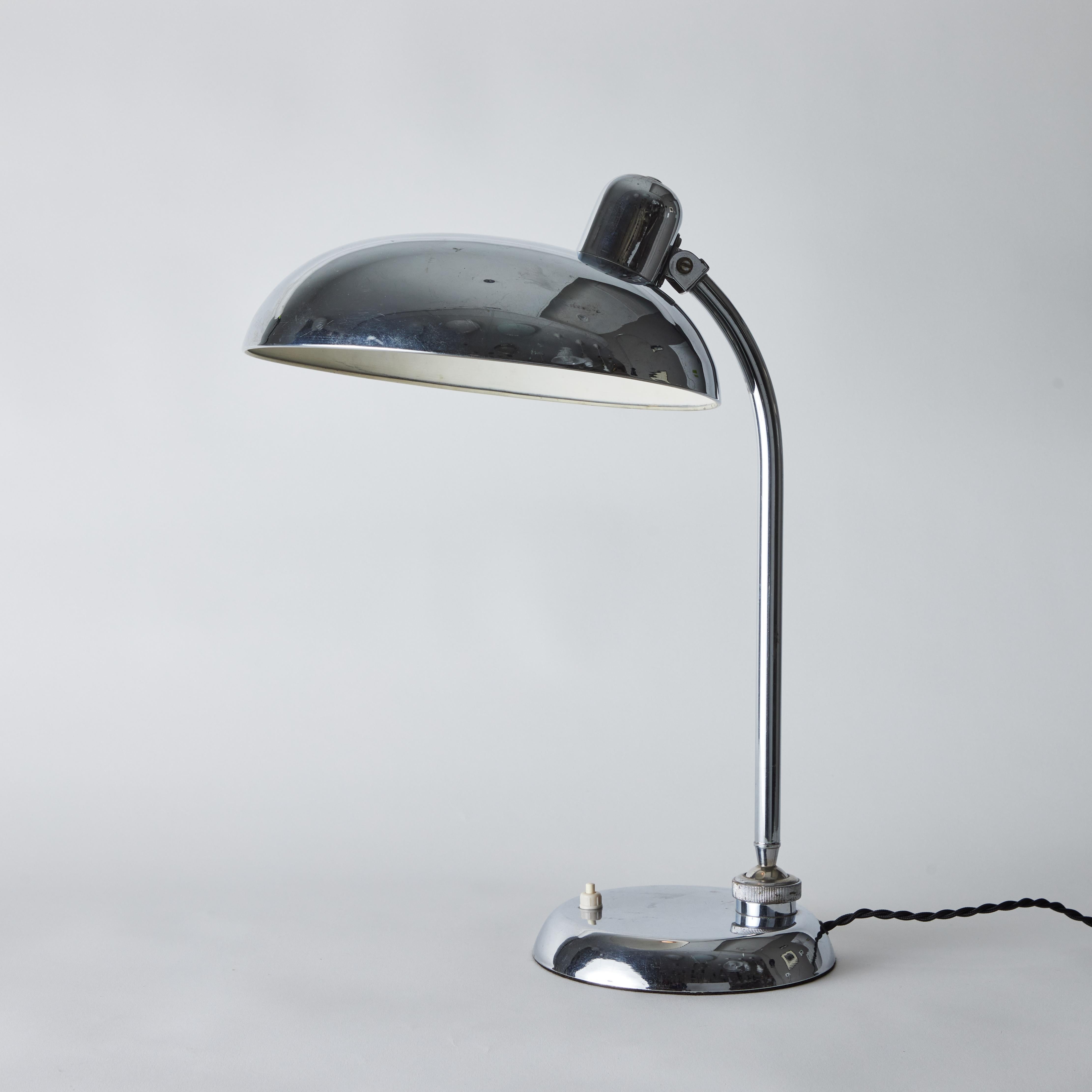 Italian Large 1940s Giovanni Michelucci Chrome Ministerial Table Lamp for Lariolux For Sale