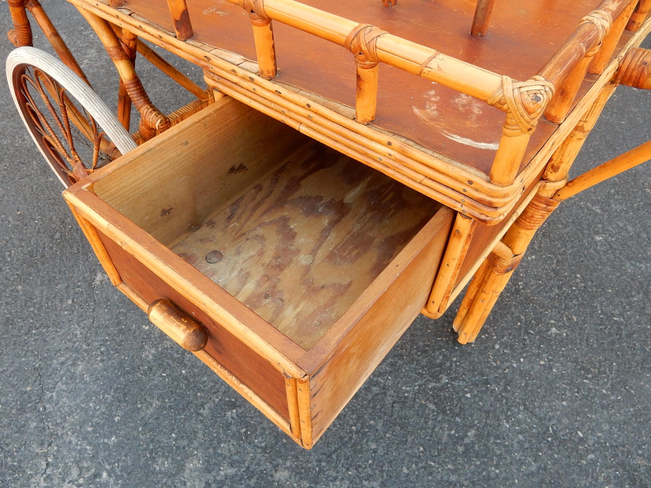 Mid-20th Century Large 1940s Japanese Cane & Rattan Serving Bar Cart For Sale