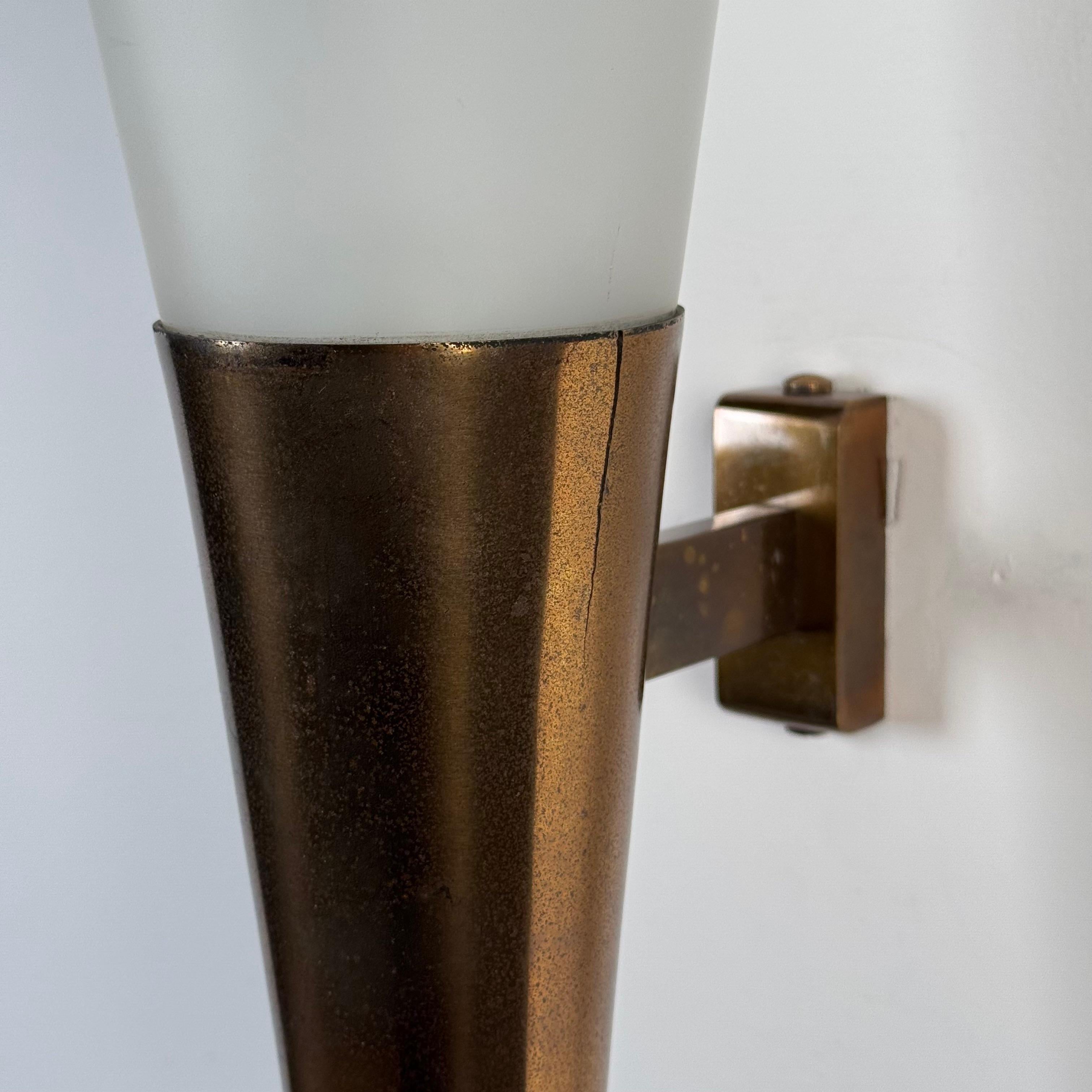 Large 1940s “Model 1537” Wall Lights by Pietro Chiesa for Fontana Arte en vente 3