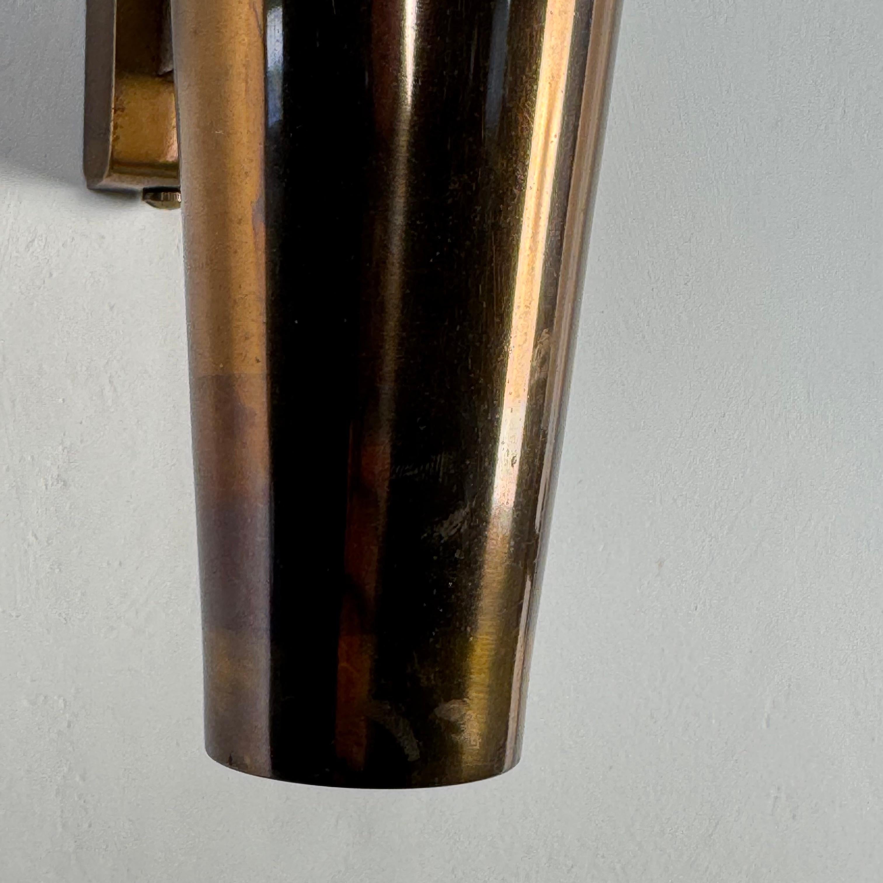 Large 1940s “Model 1537” Wall Lights by Pietro Chiesa for Fontana Arte en vente 4