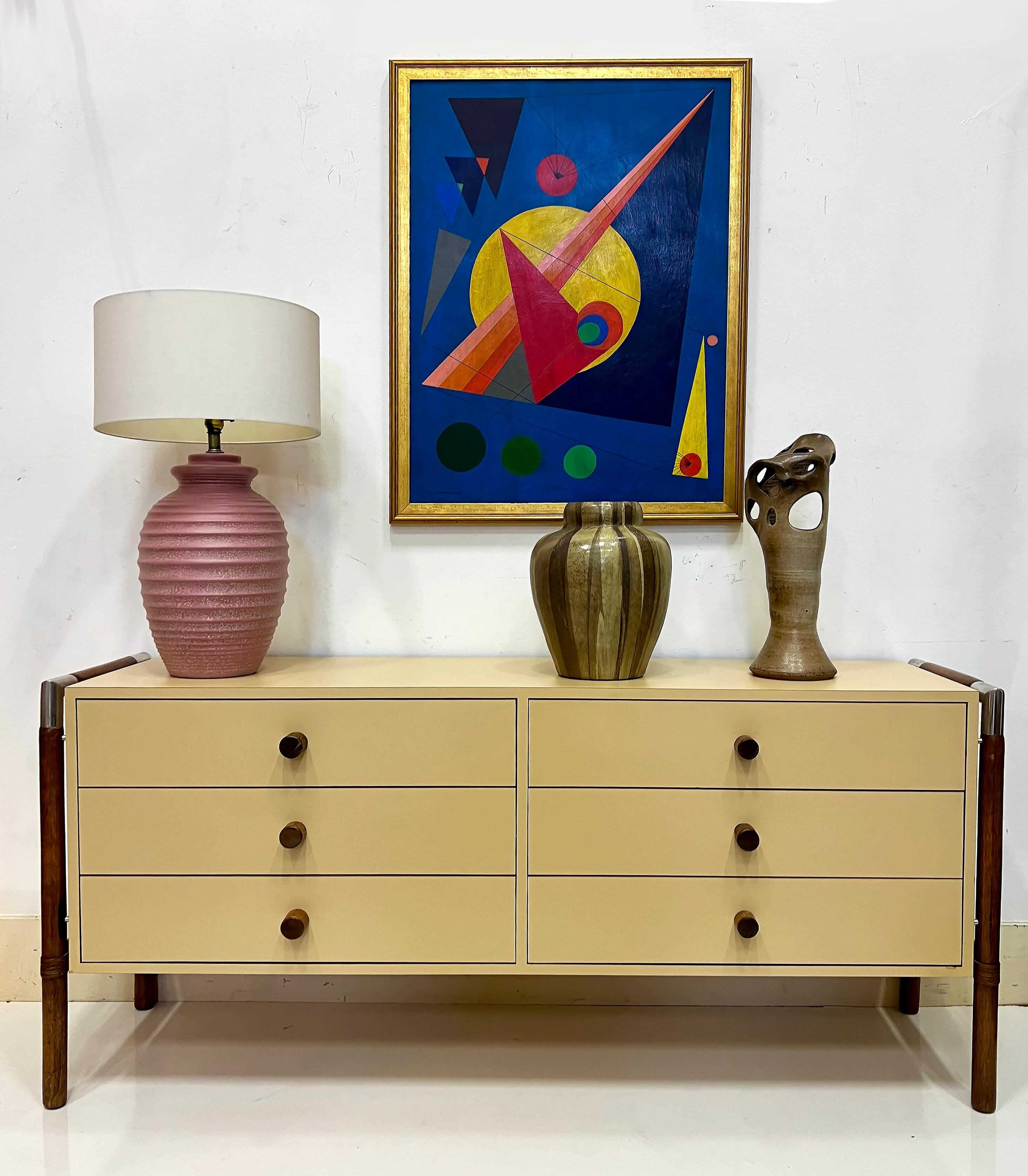 Gran cuadro abstracto al óleo sobre lienzo de John Sennhouser de 1945, enmarcado y firmado


Se ofrece a la venta un gran óleo abstracto sobre lienzo de John Sennhouser (suizo-americano, 1907-1978), de 1945, firmado y fechado en la parte inferior