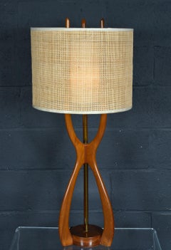 Large 1950 Walnut Midcentury American Floor Lamp by David Shreve for V H Woolums