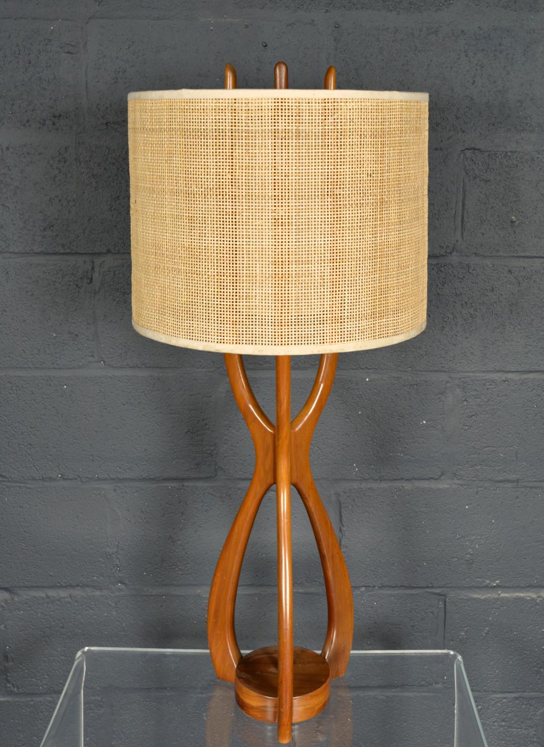 Hand-Crafted Large 1950 Walnut Midcentury American Floor Lamp by David Shreve for V H Woolums For Sale