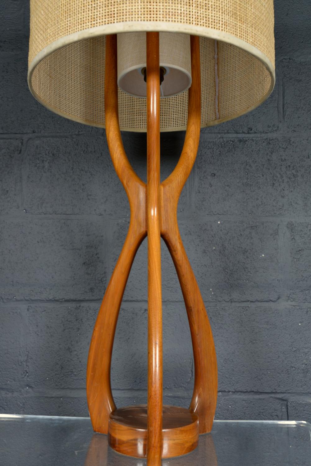 Brass Large 1950 Walnut Midcentury American Floor Lamp by David Shreve for V H Woolums For Sale