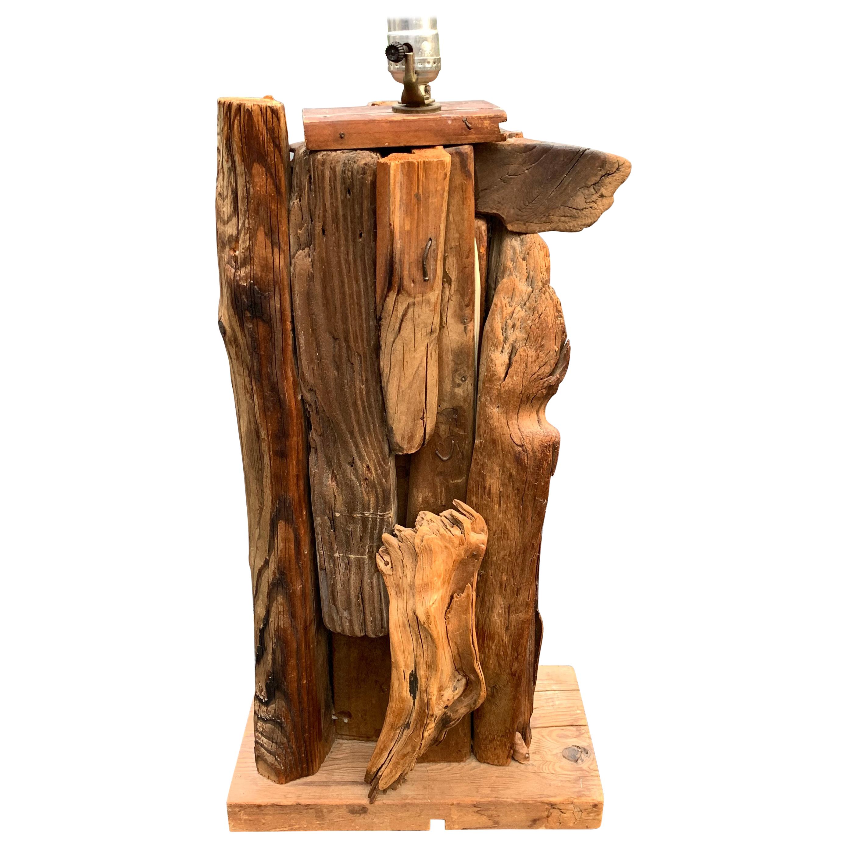 Grande lampada da tavolo in legno driftwood degli anni '50
