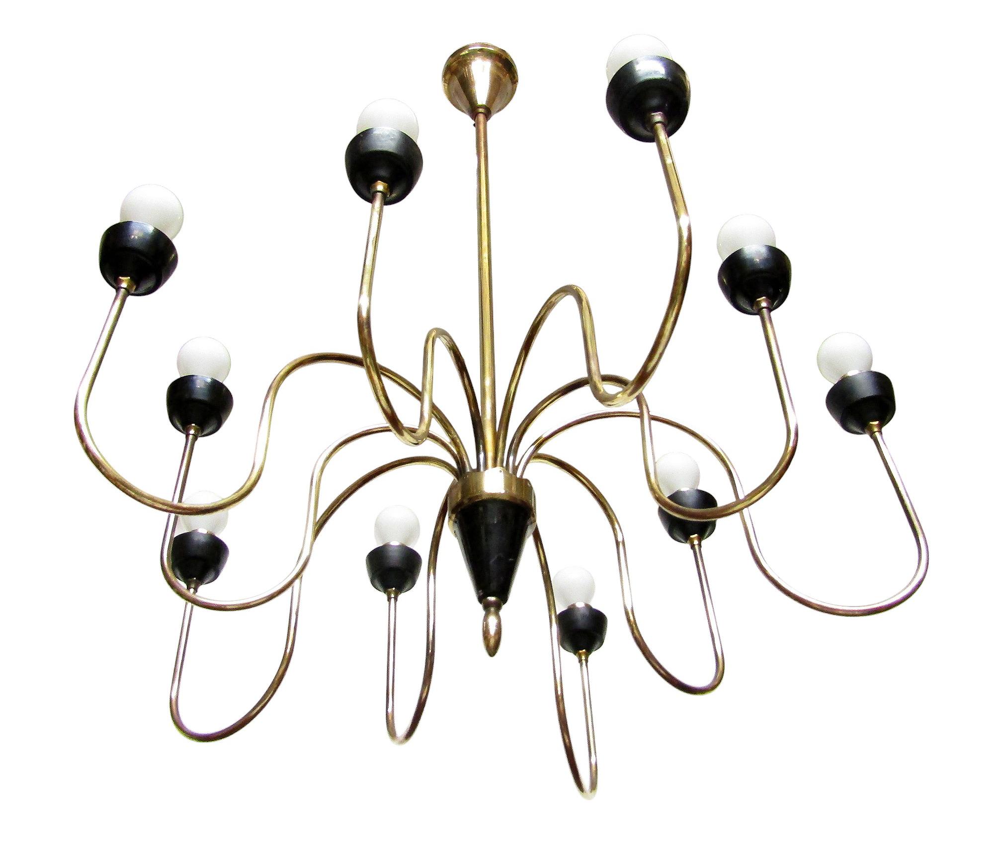 Large 1950s Italian Chandelier In Brass Attributed To Angelo Lelli In Good Condition For Sale In Shepperton, Surrey
