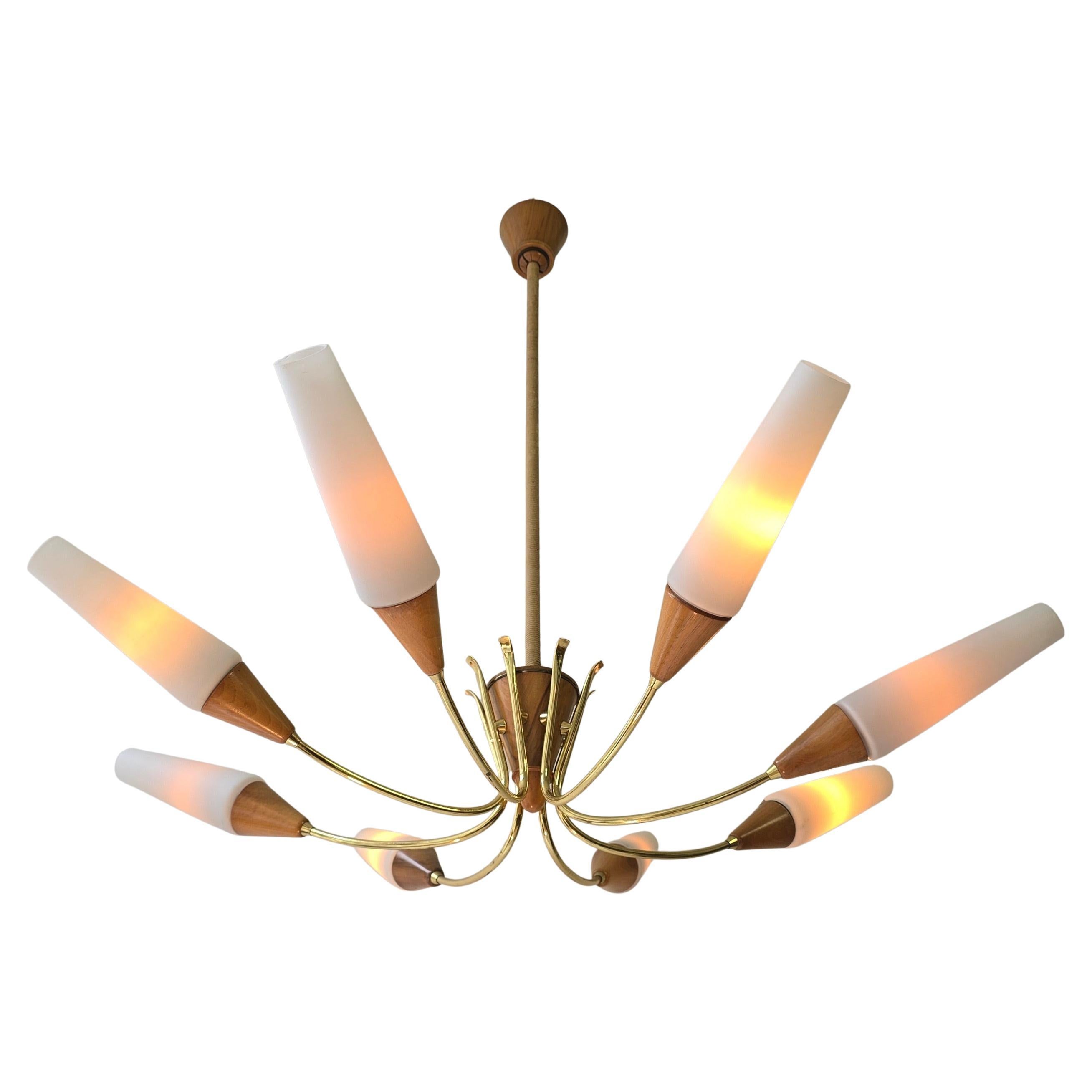 Large 1950s Italian Chandelier In Brass, Glass and wood