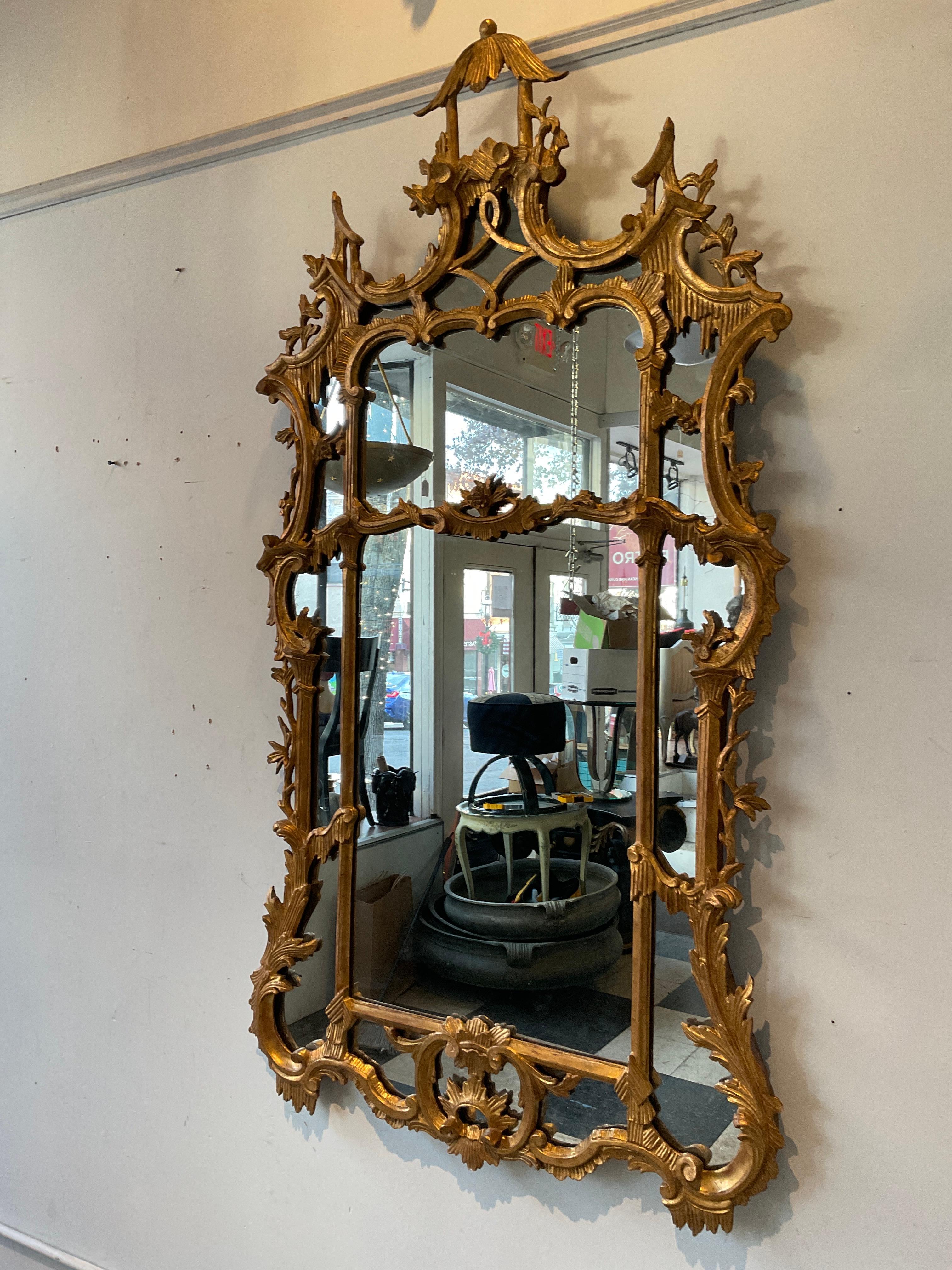 Large 1950s Italian Gilt Wood Pagoda Mirror In Good Condition In Tarrytown, NY