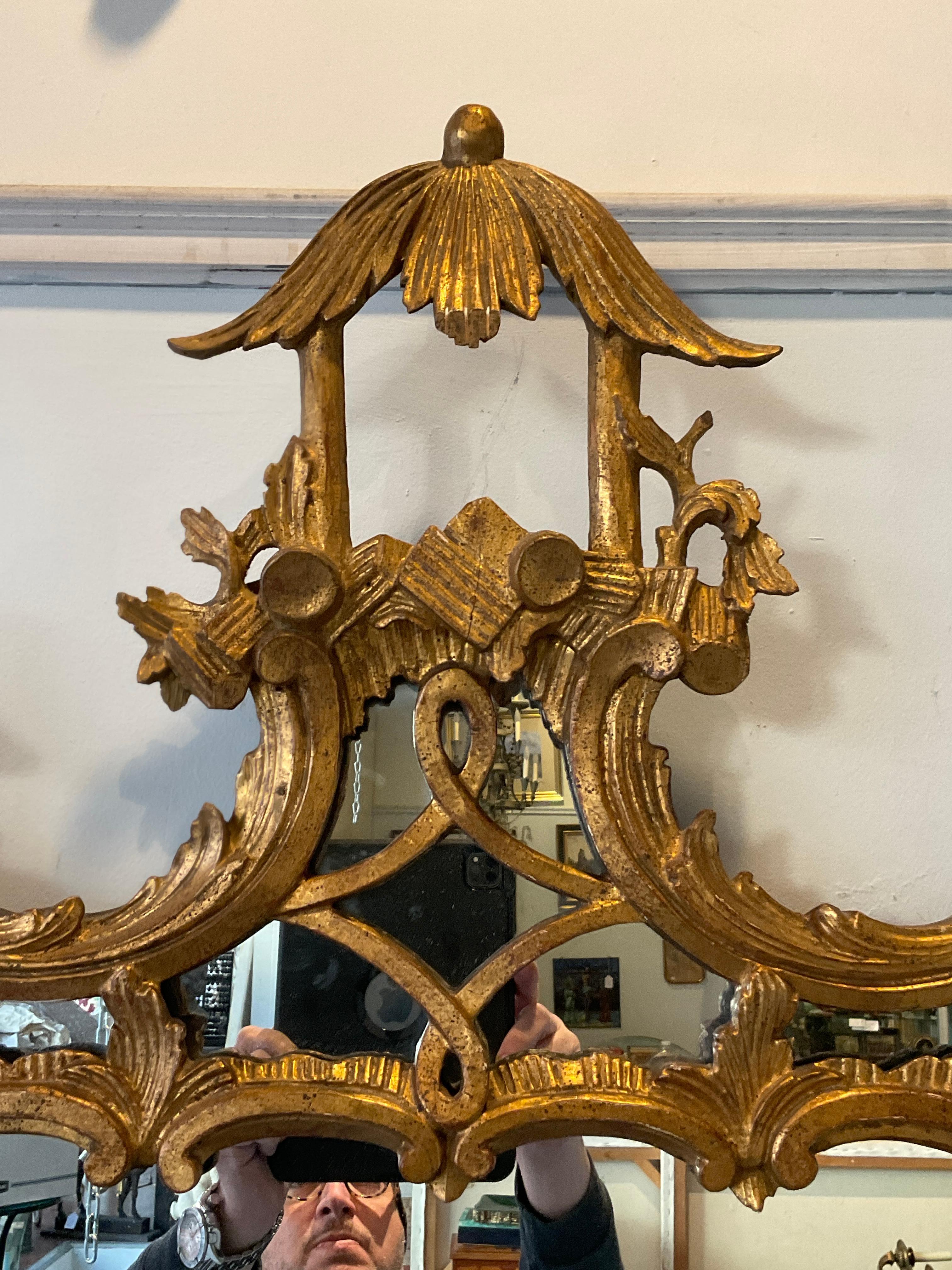 Large 1950s Italian Gilt Wood Pagoda Mirror 1