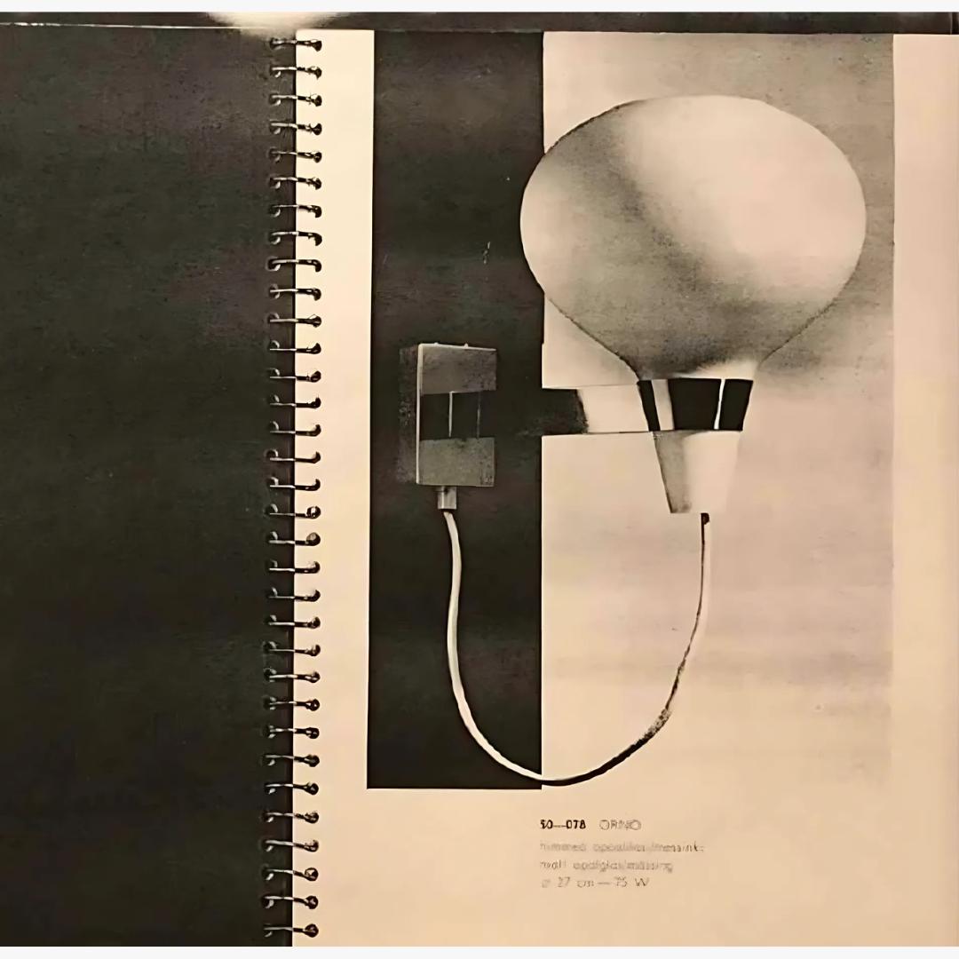 Patinated 1950s Lisa Johansson-Pape Model 50-078 Bulbo Glass and Brass Wall Lamp for Orno
