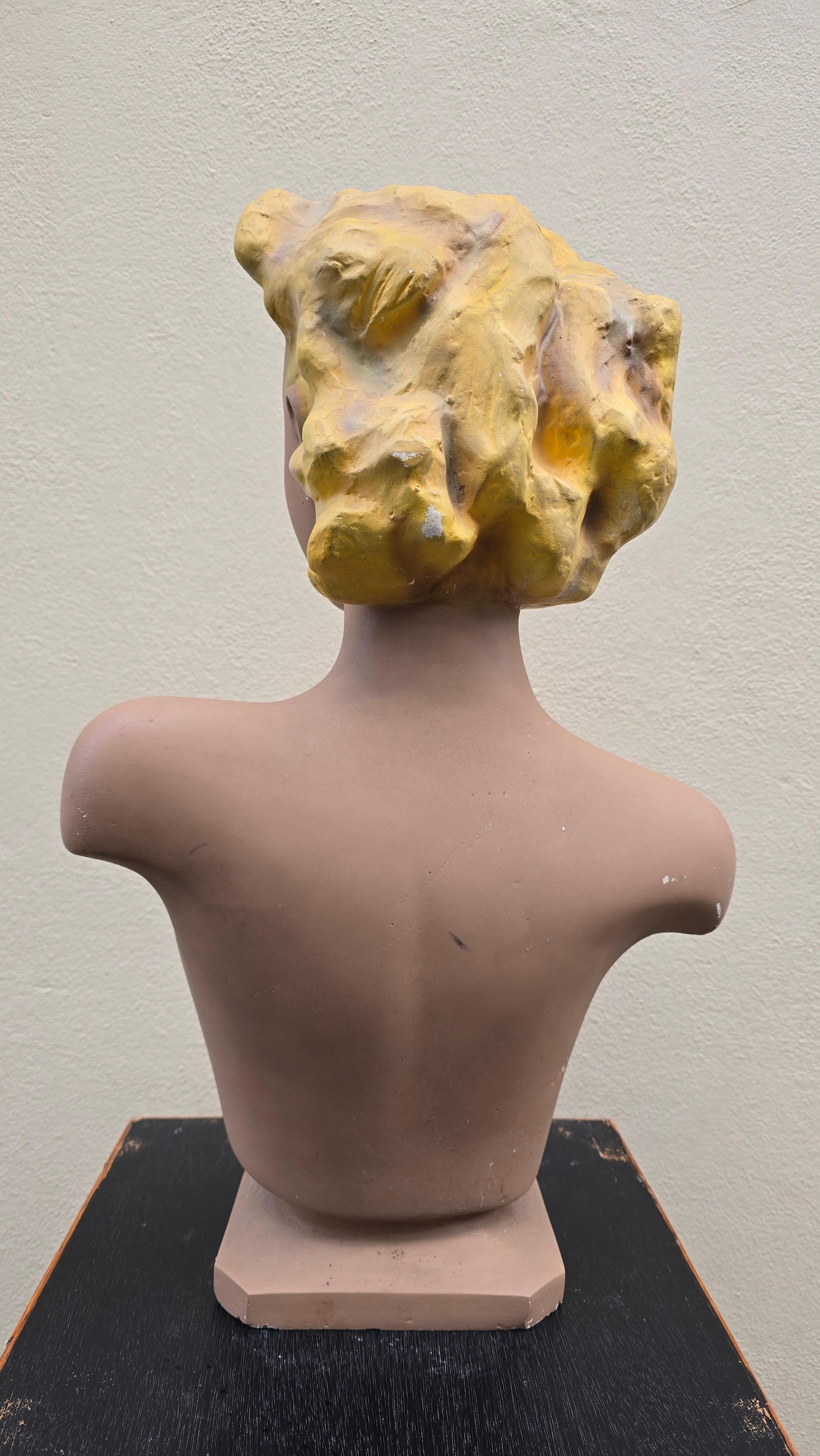 Large 1950s Novita Plaster Bust – Art Deco / Hollywood Regency Mannequin Display For Sale 6