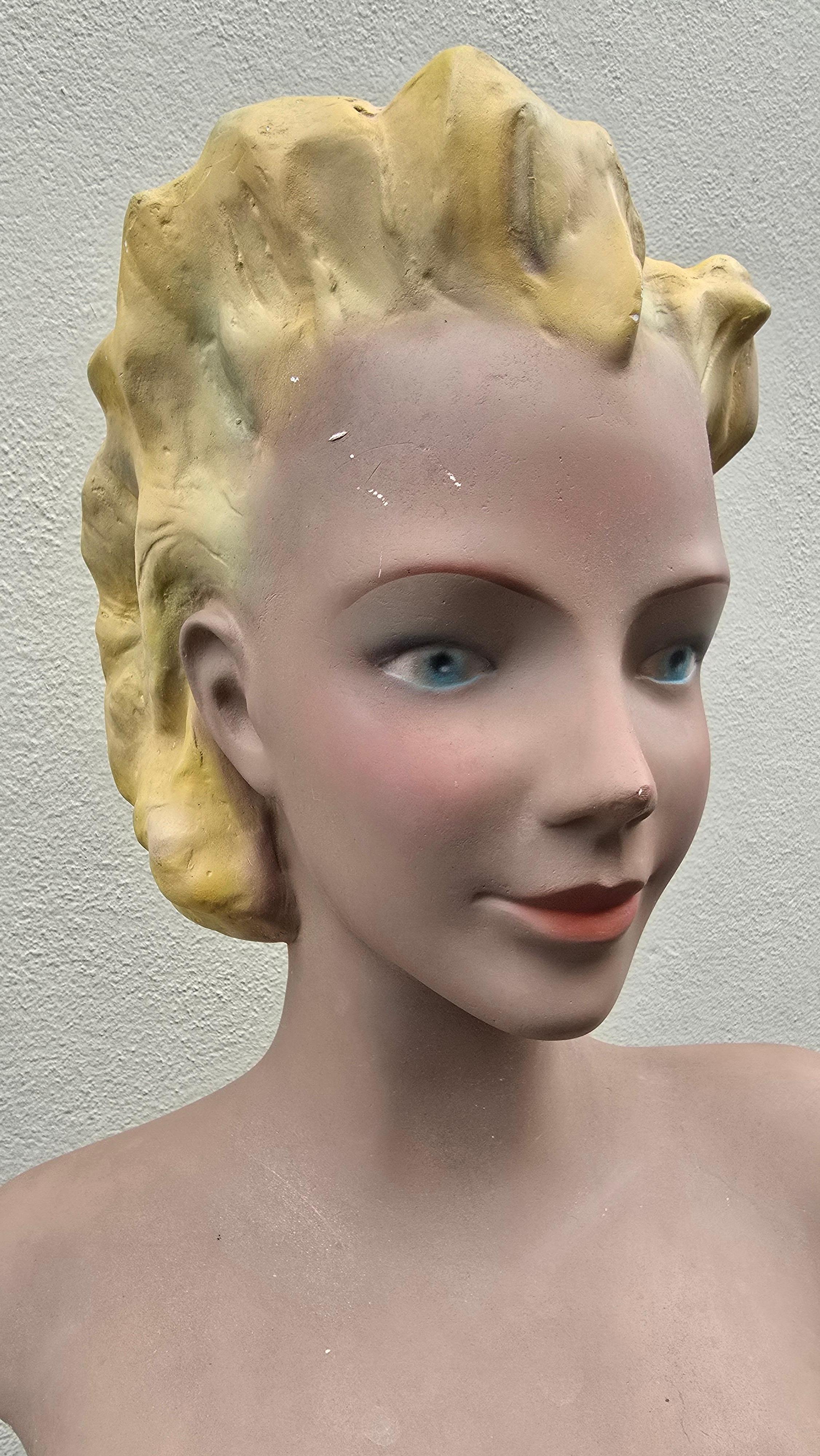 Large 1950s Novita Plaster Bust – Art Deco / Hollywood Regency Mannequin Display For Sale 2