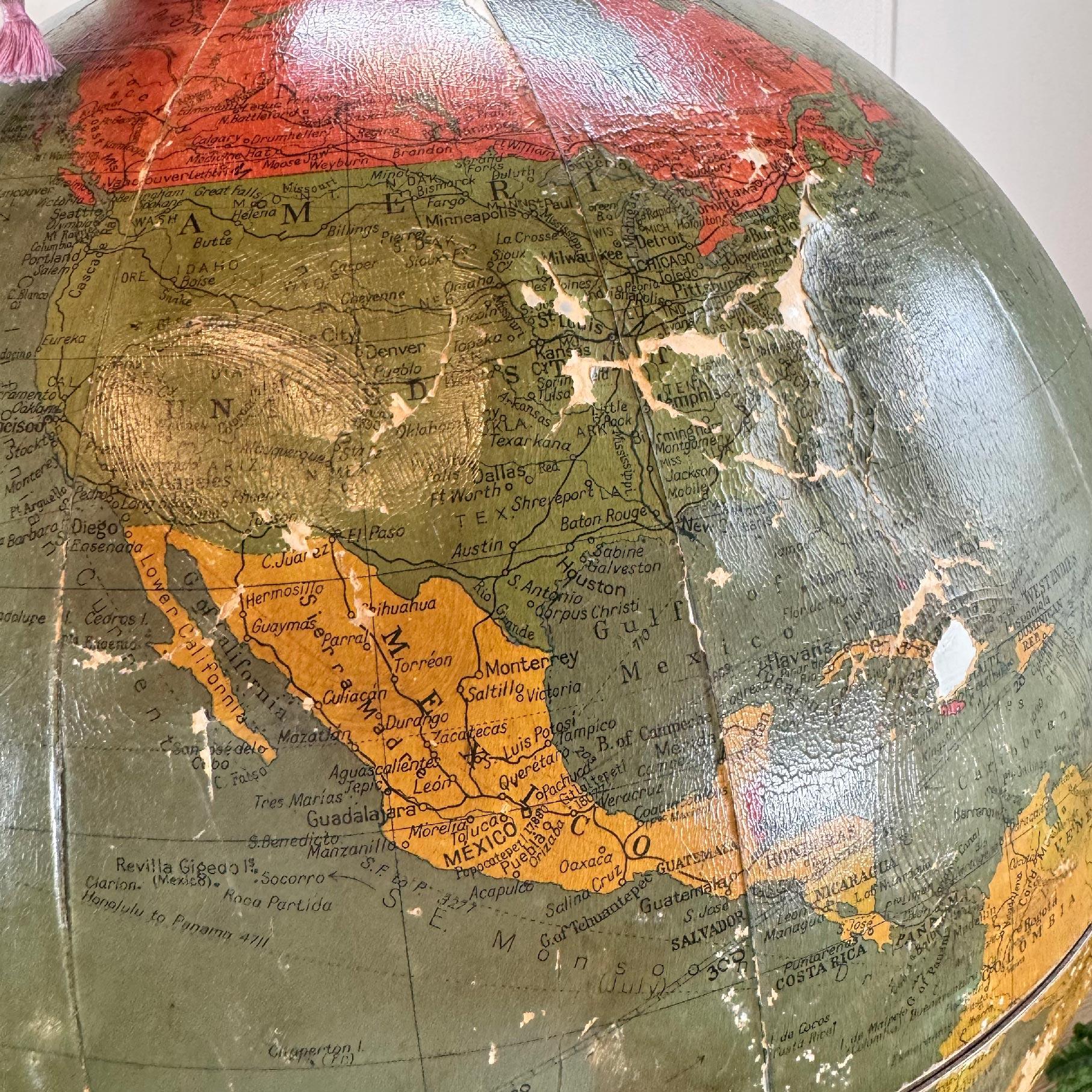 Large 1950's Philips' Hanging Globe en venta 6