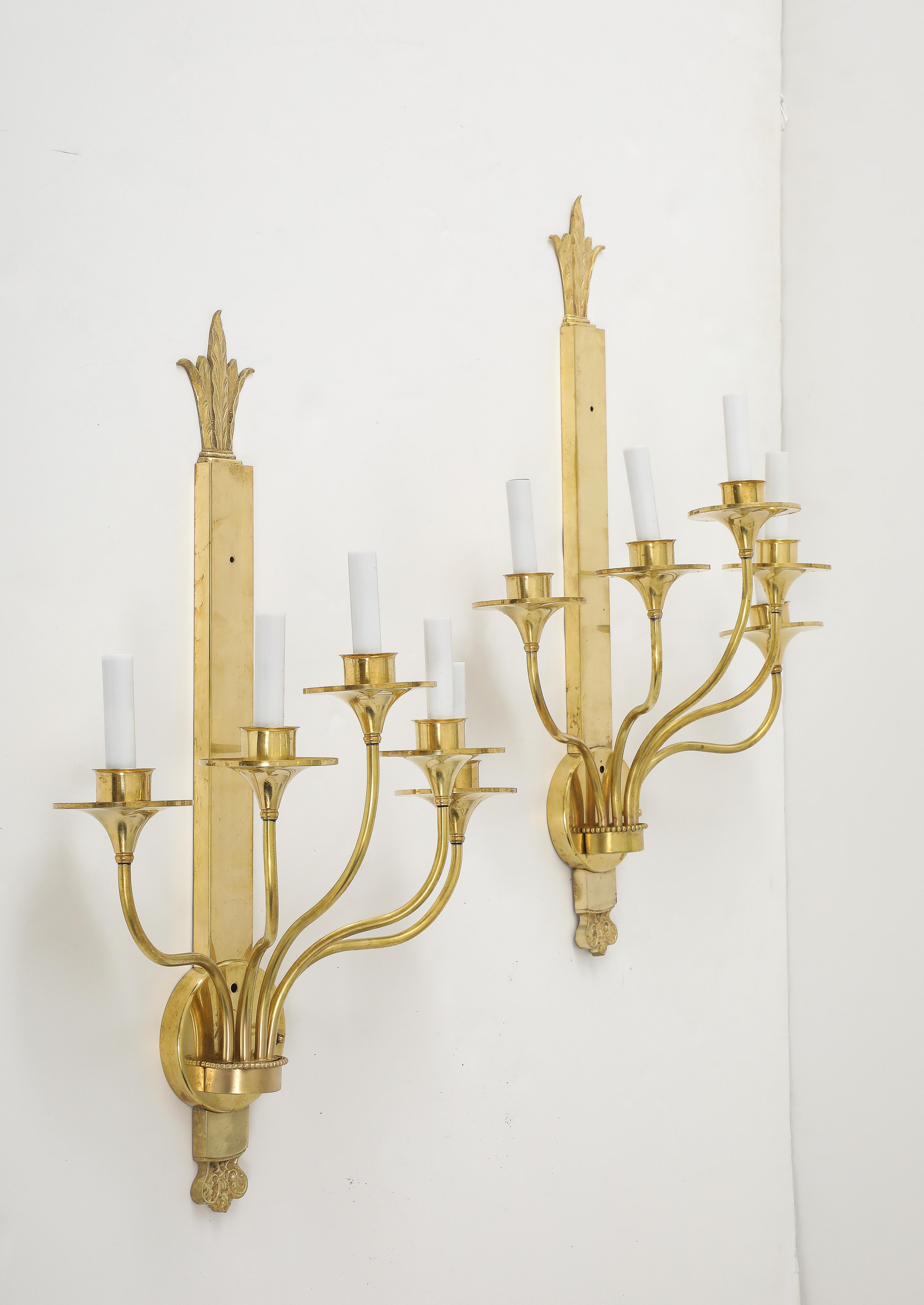 Grande applique francese in ottone massiccio degli anni '50 in vendita 5